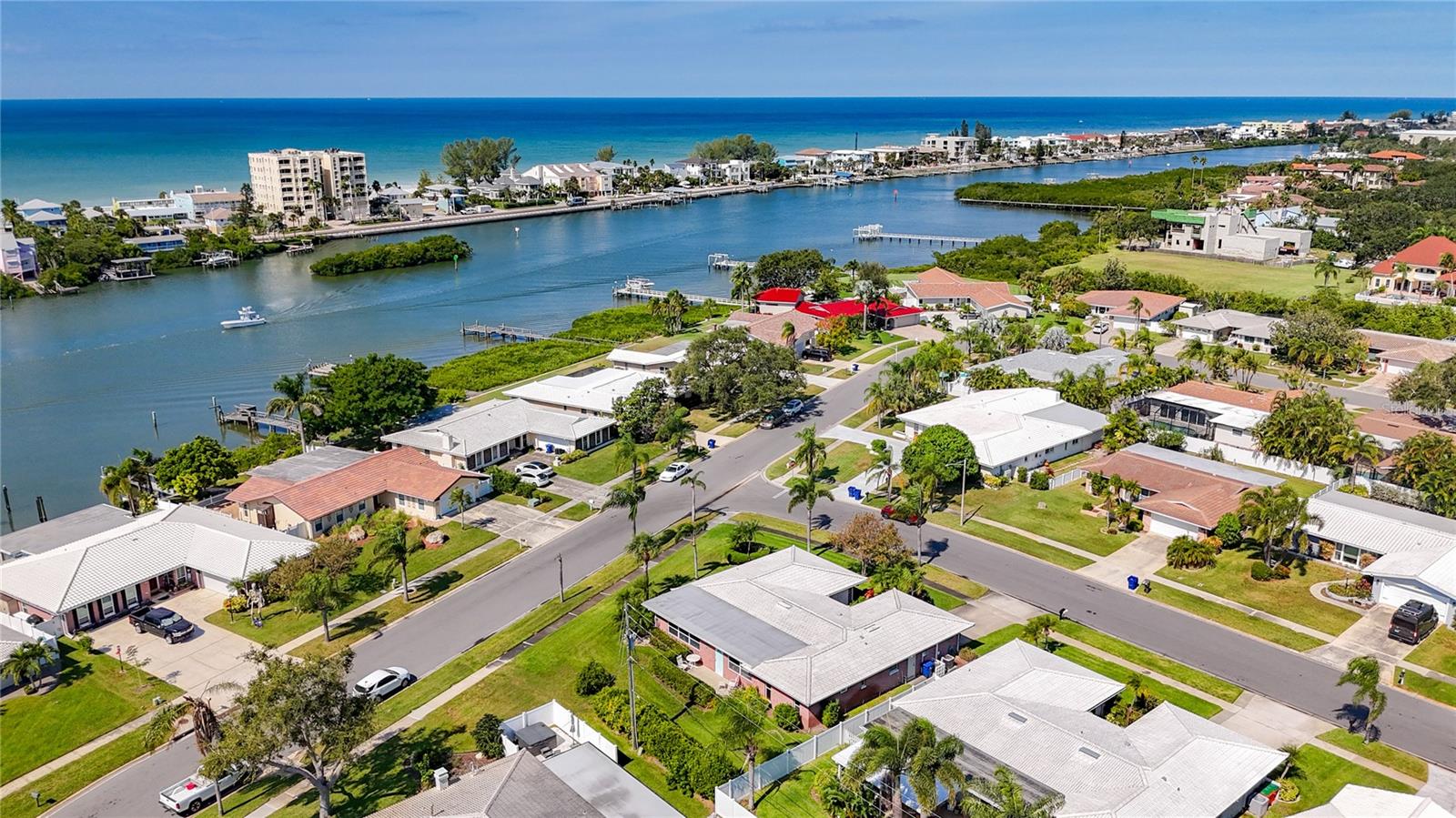 IMPERIAL POINT UNIT 4B - Residential