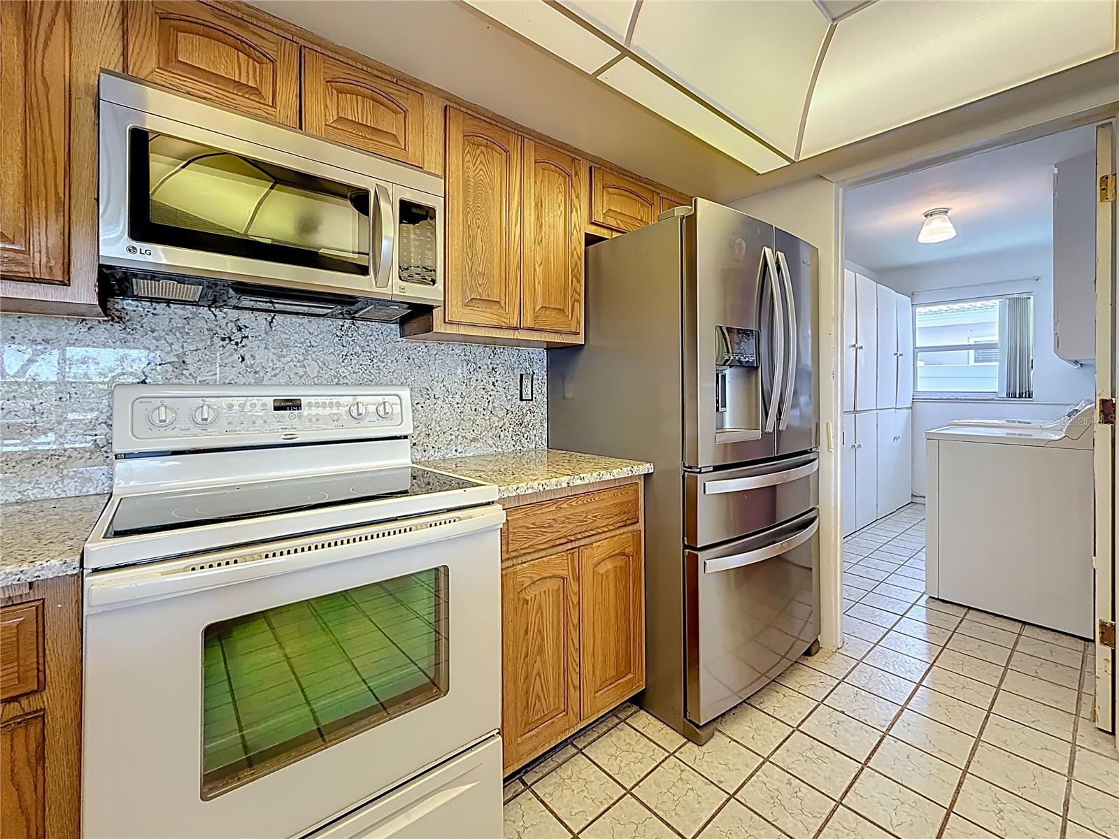 IMPERIAL POINT UNIT 4B - Residential