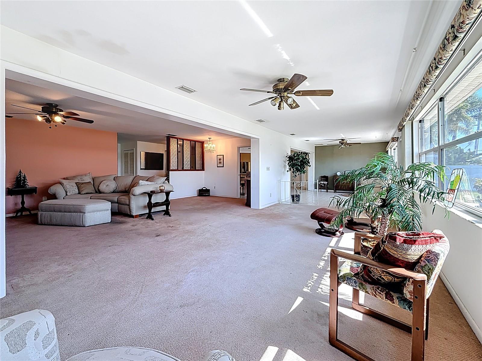 IMPERIAL POINT UNIT 4B - Residential