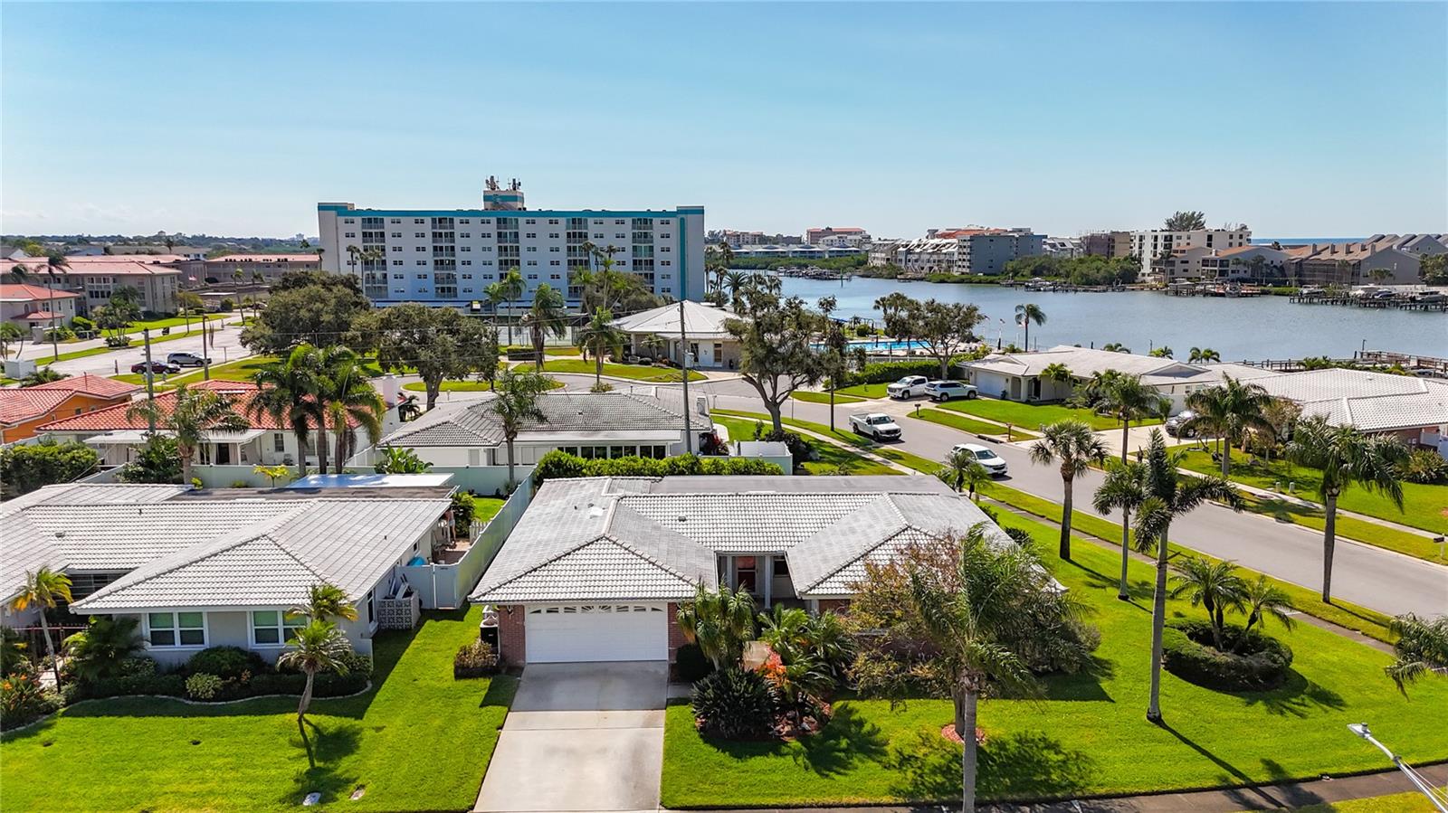 14996 IMPERIAL POINT DRIVE N