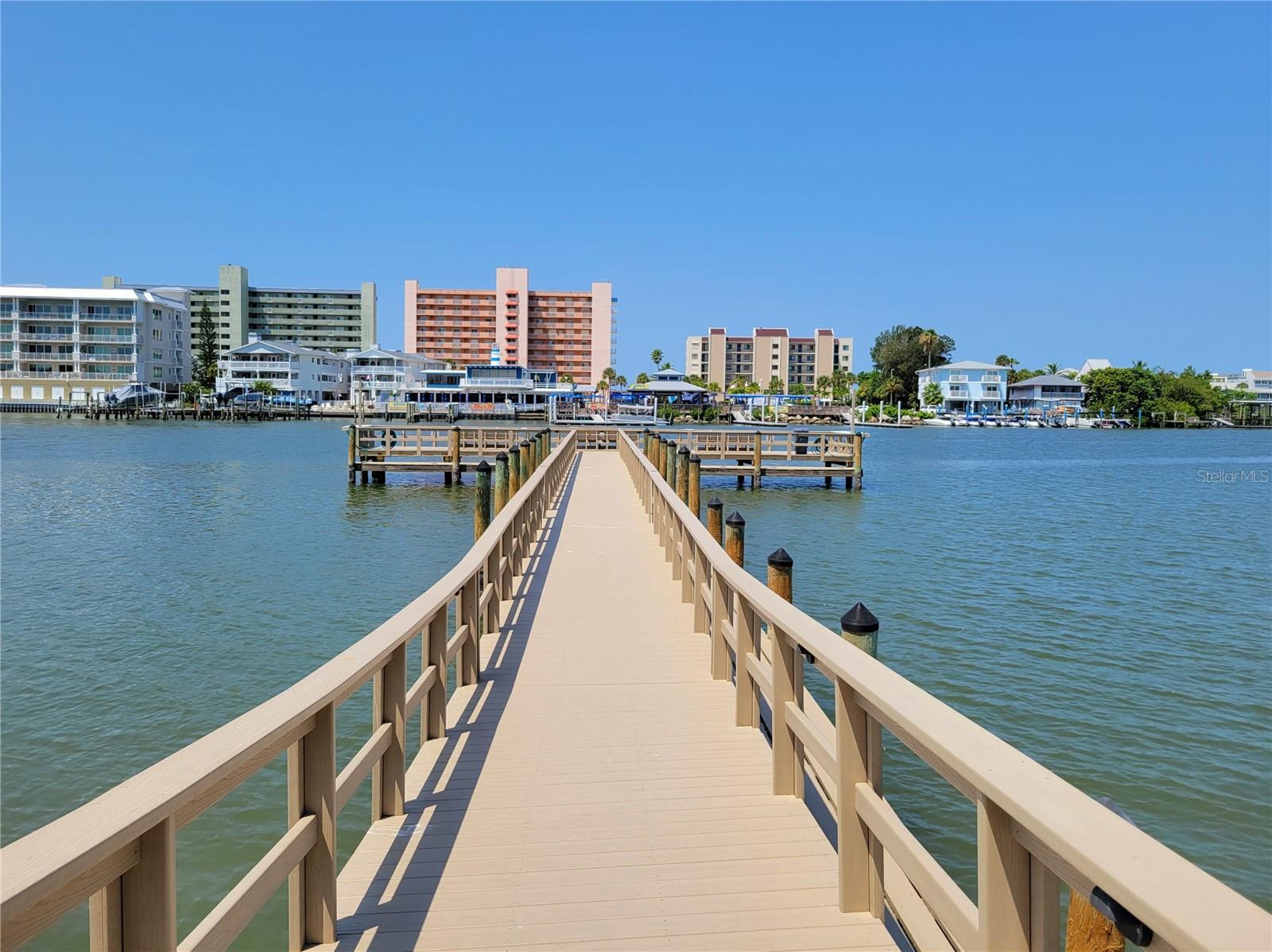 IMPERIAL POINT UNIT 4B - Residential