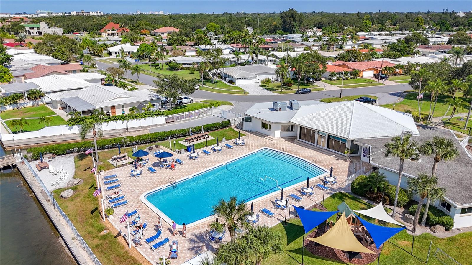 IMPERIAL POINT UNIT 4B - Residential