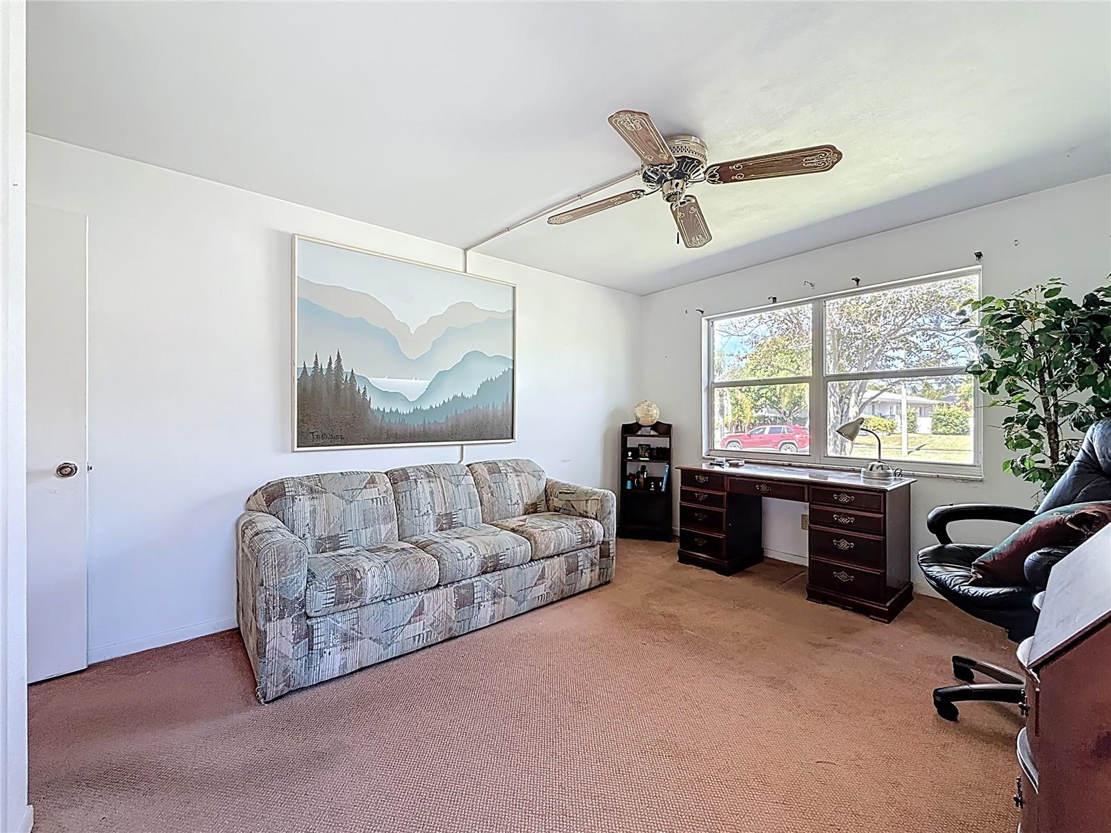 IMPERIAL POINT UNIT 4B - Residential