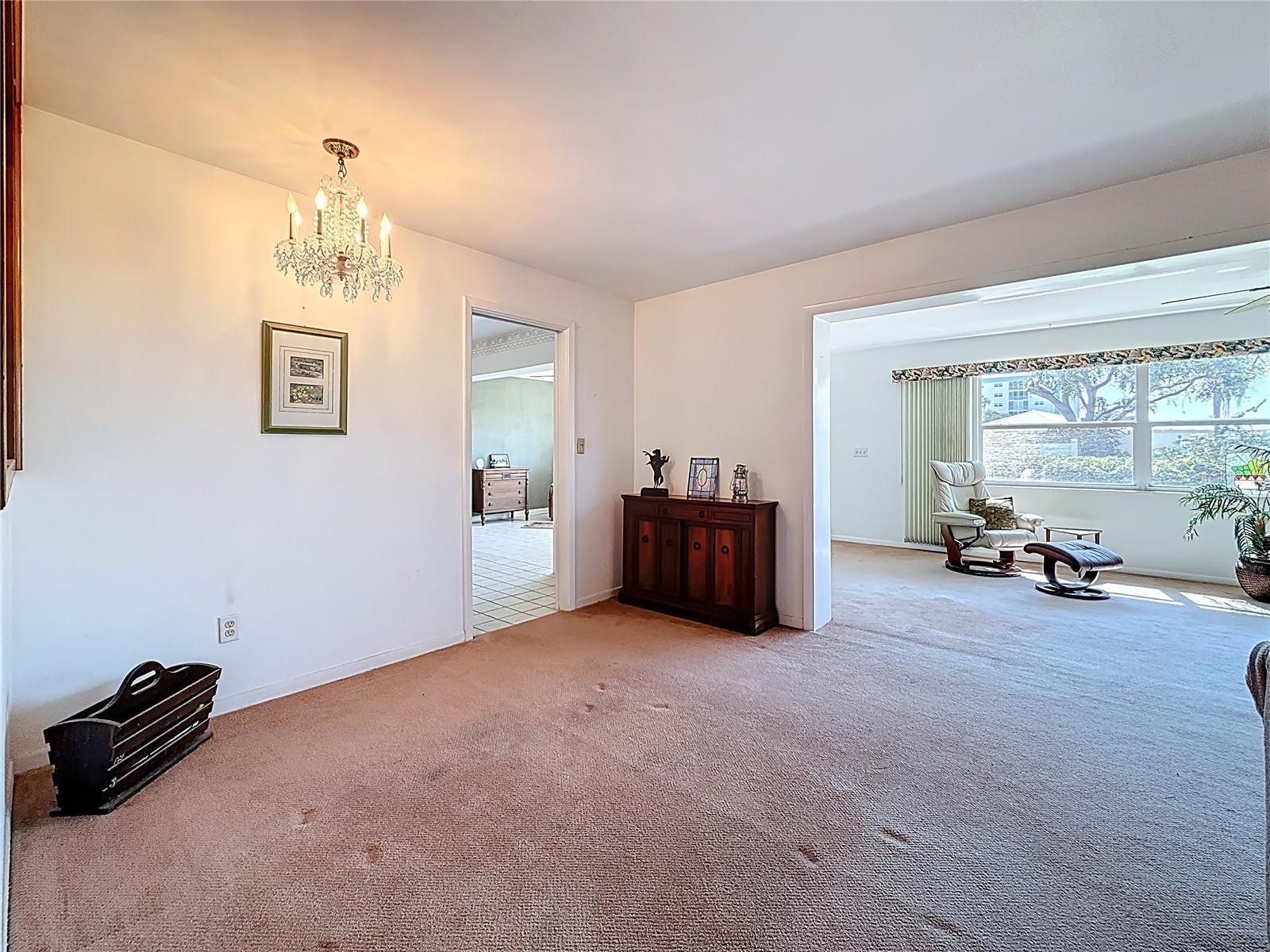 IMPERIAL POINT UNIT 4B - Residential