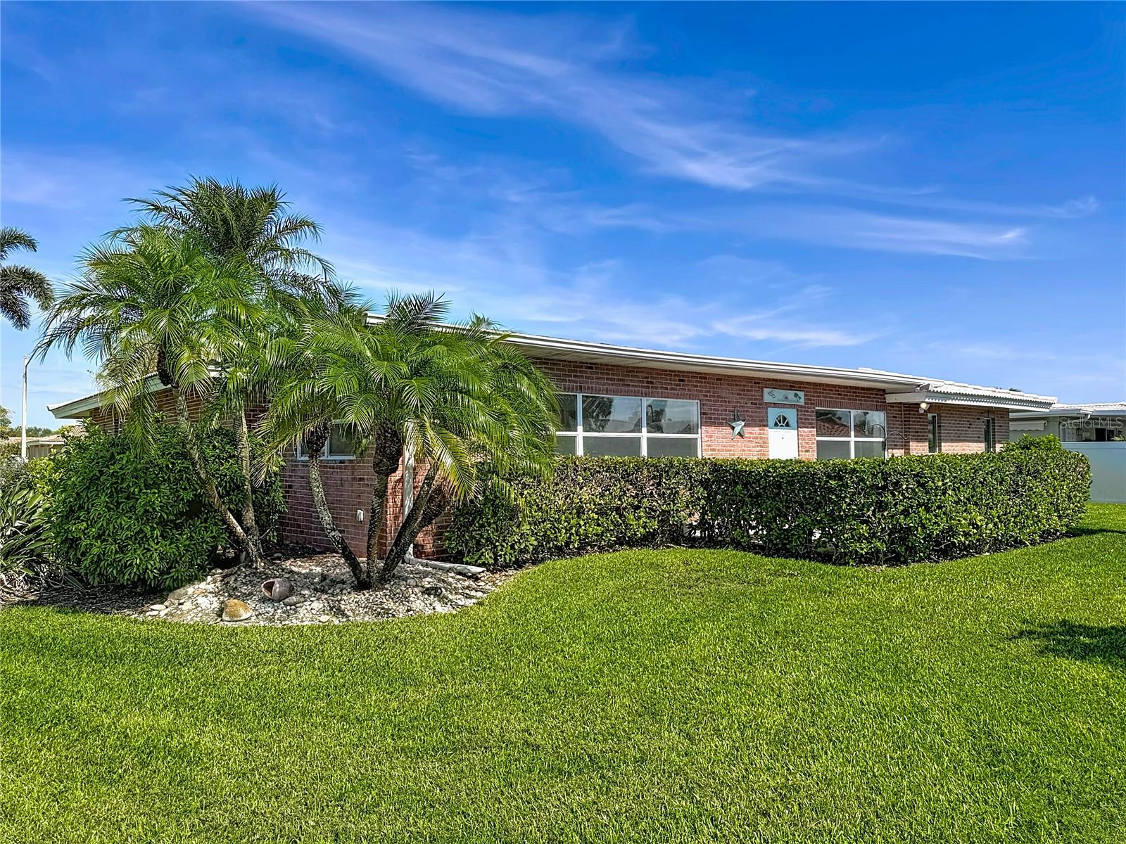 IMPERIAL POINT UNIT 4B - Residential