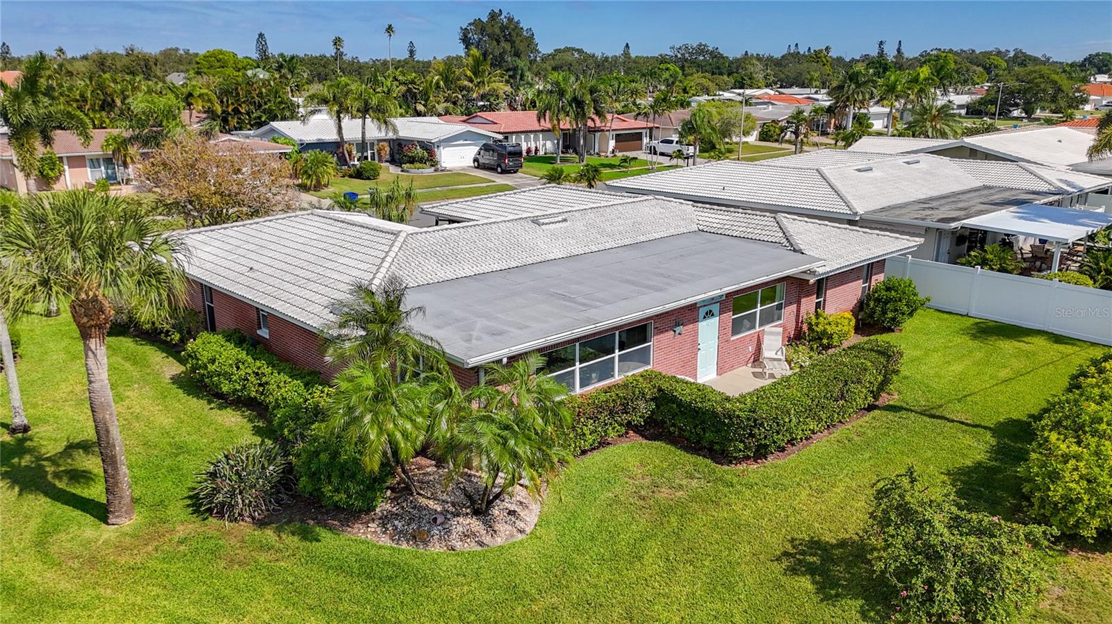 IMPERIAL POINT UNIT 4B - Residential