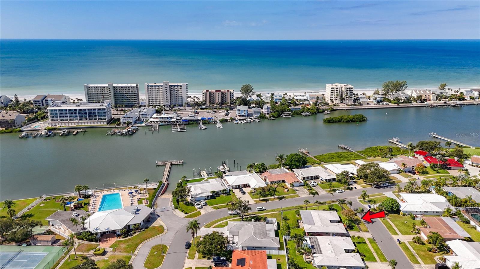 IMPERIAL POINT UNIT 4B - Residential