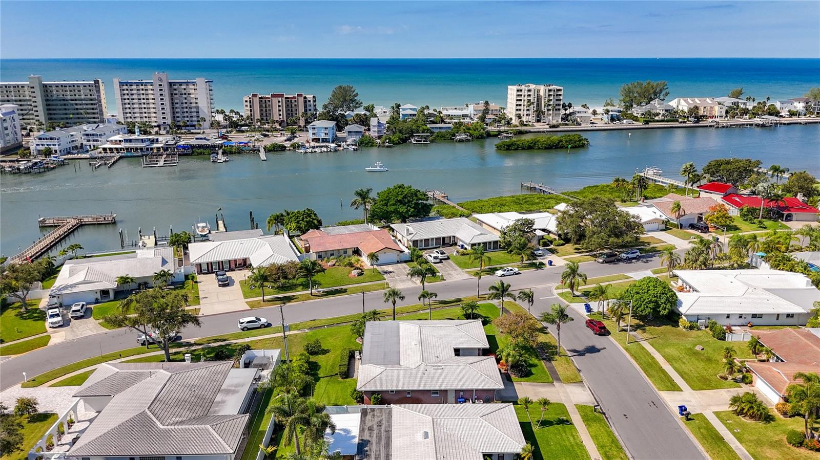 IMPERIAL POINT UNIT 4B - Residential