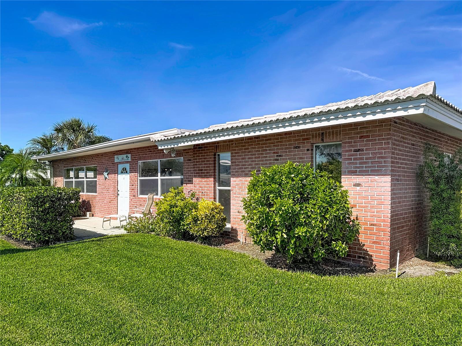 IMPERIAL POINT UNIT 4B - Residential