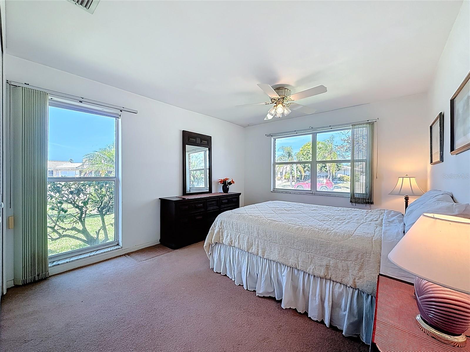 IMPERIAL POINT UNIT 4B - Residential