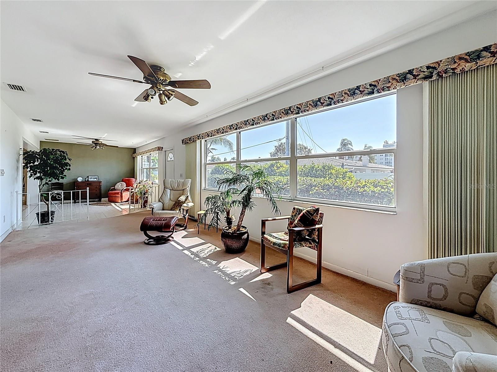 IMPERIAL POINT UNIT 4B - Residential