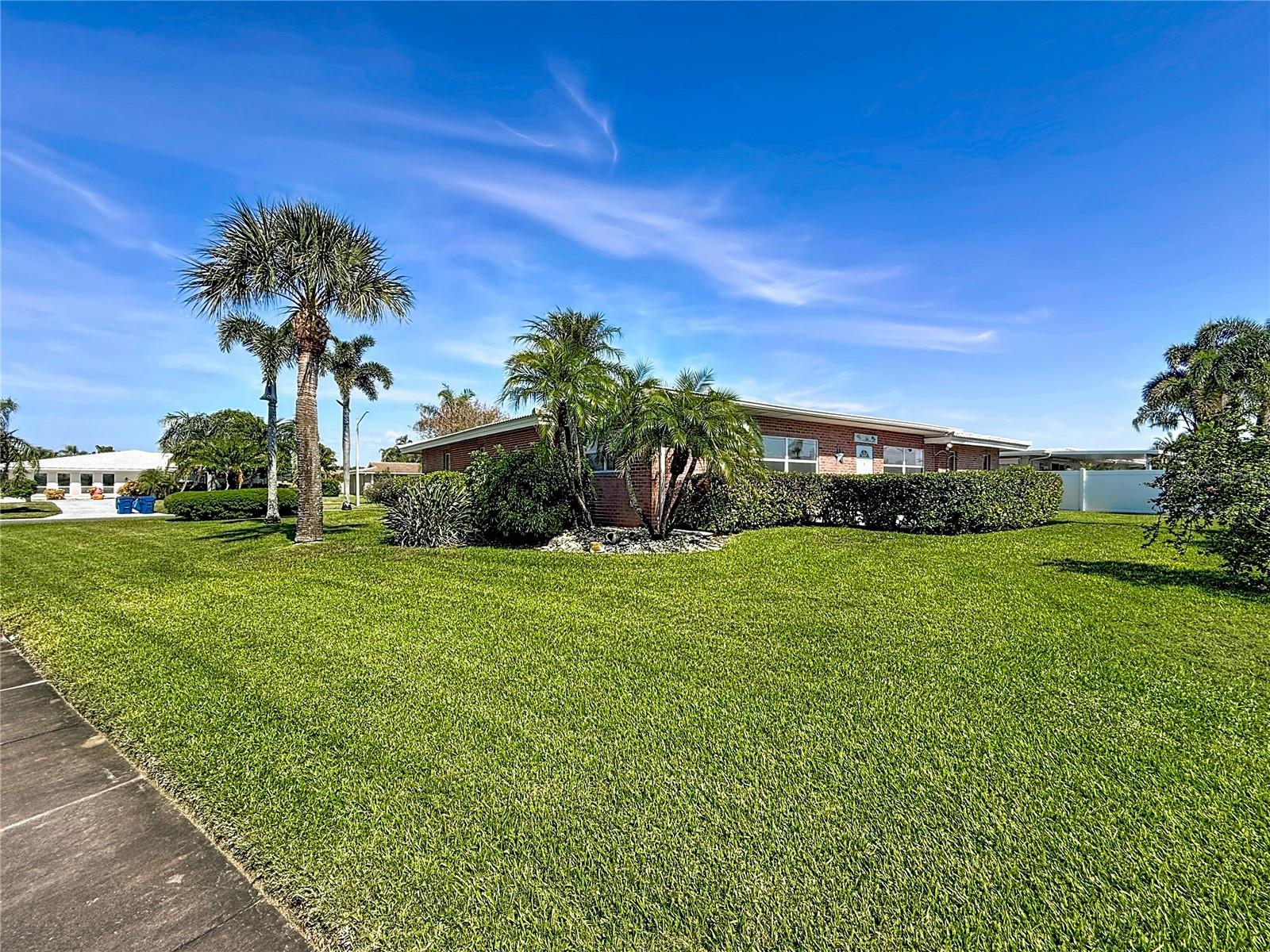 IMPERIAL POINT UNIT 4B - Residential