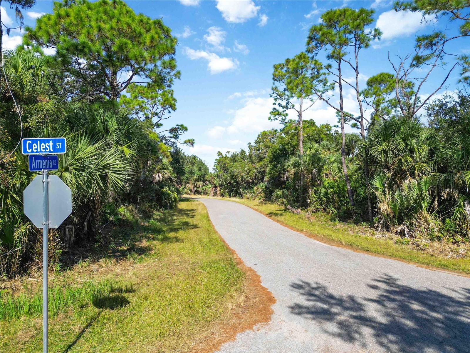 PORT CHARLOTTE SUB 25 - Land