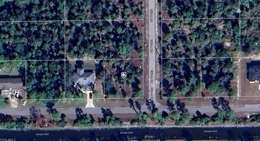 A VACANT LOT IN LEHIGH ACRES IN LEE COUNTY!!!