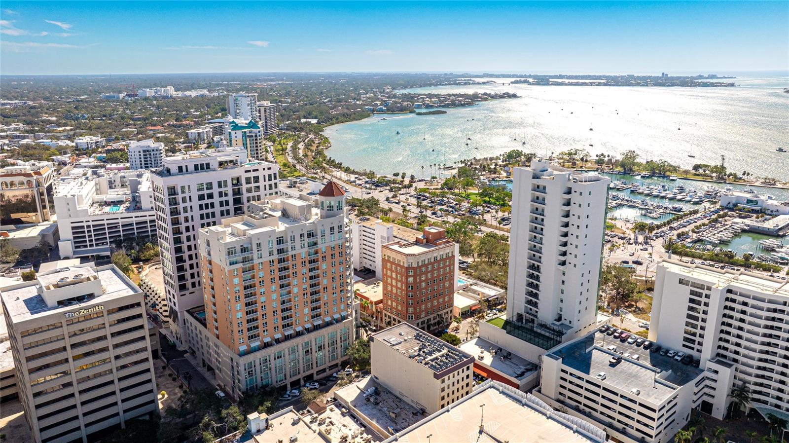 1350 MAIN RESIDENTIAL - Residential Lease