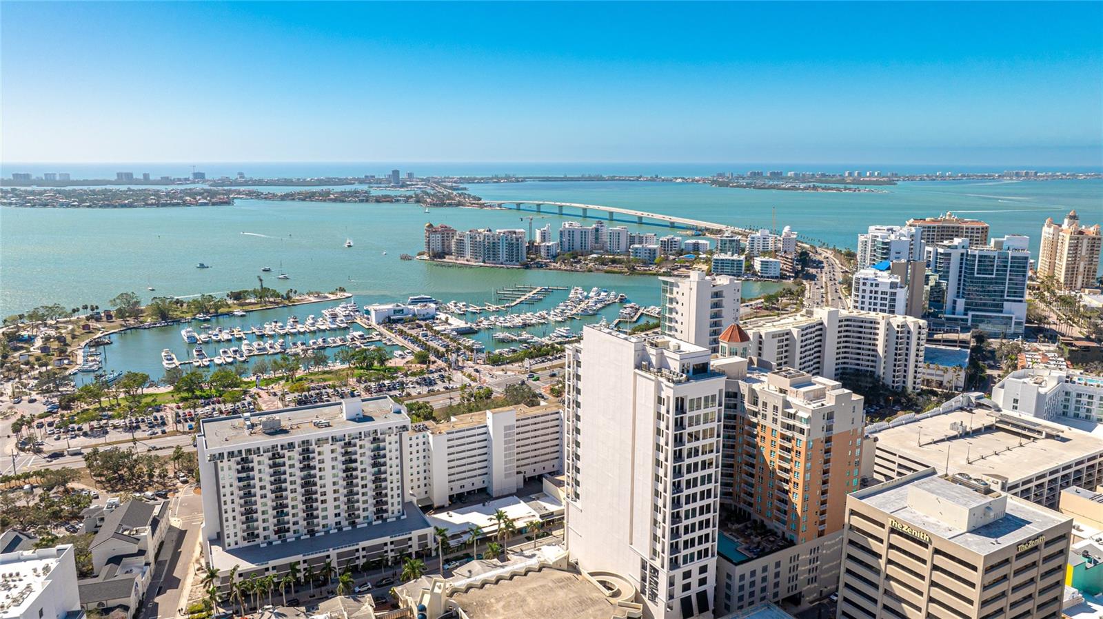 1350 MAIN RESIDENTIAL - Residential Lease