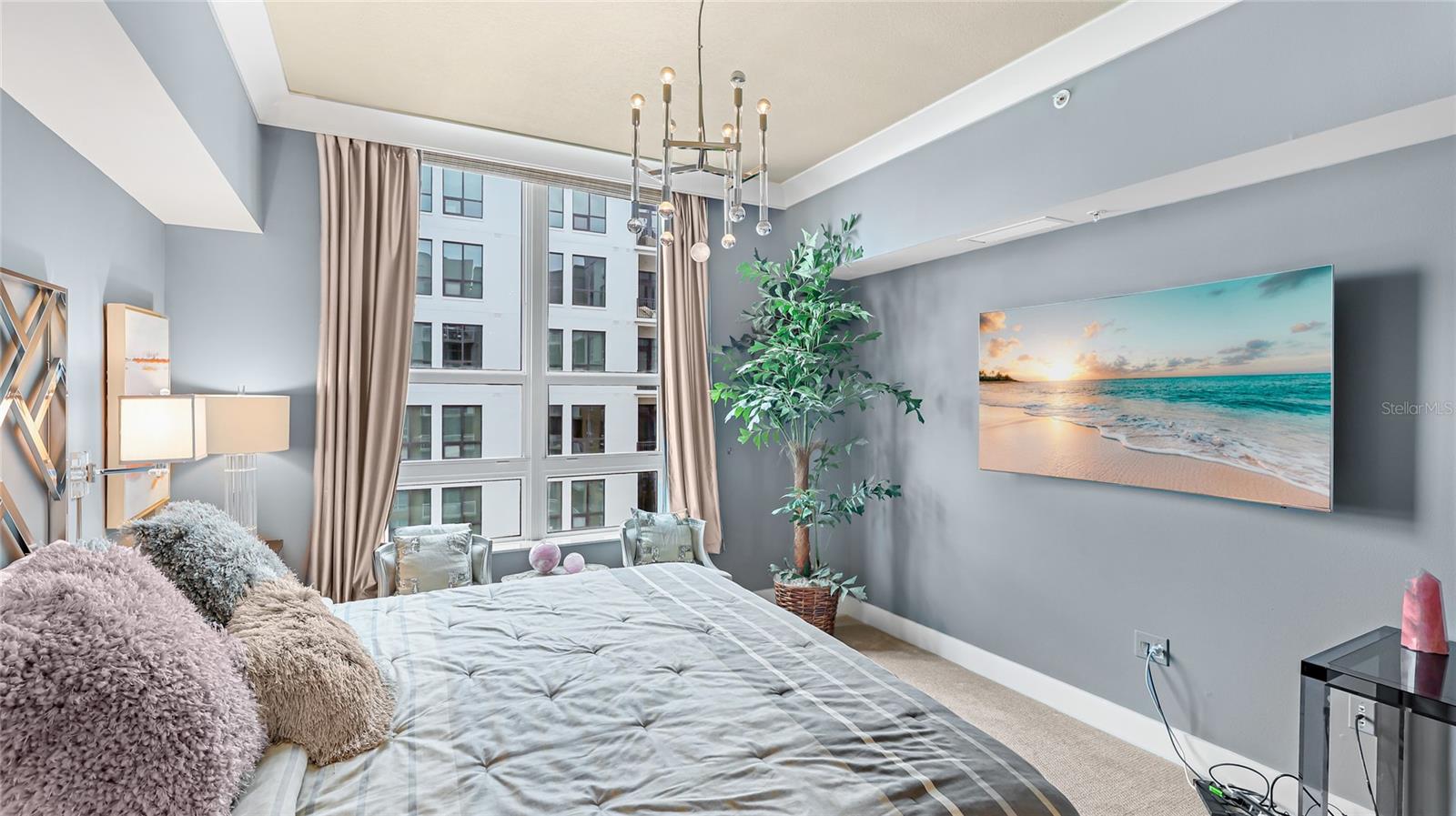 1350 MAIN RESIDENTIAL - Residential Lease