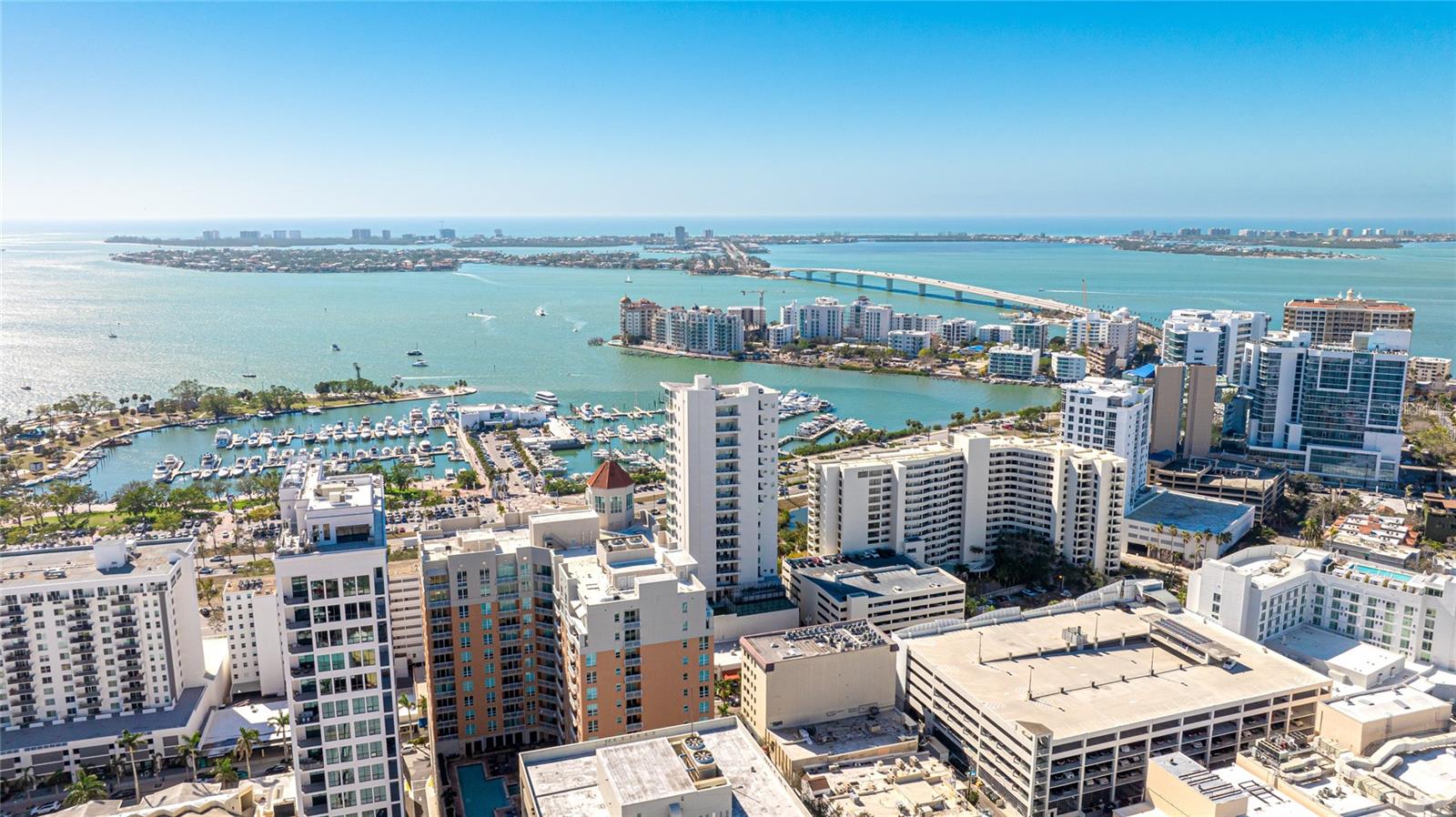 1350 MAIN RESIDENTIAL - Residential Lease
