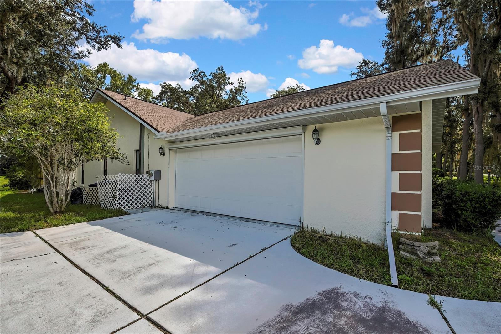 295 E KELLER COURT