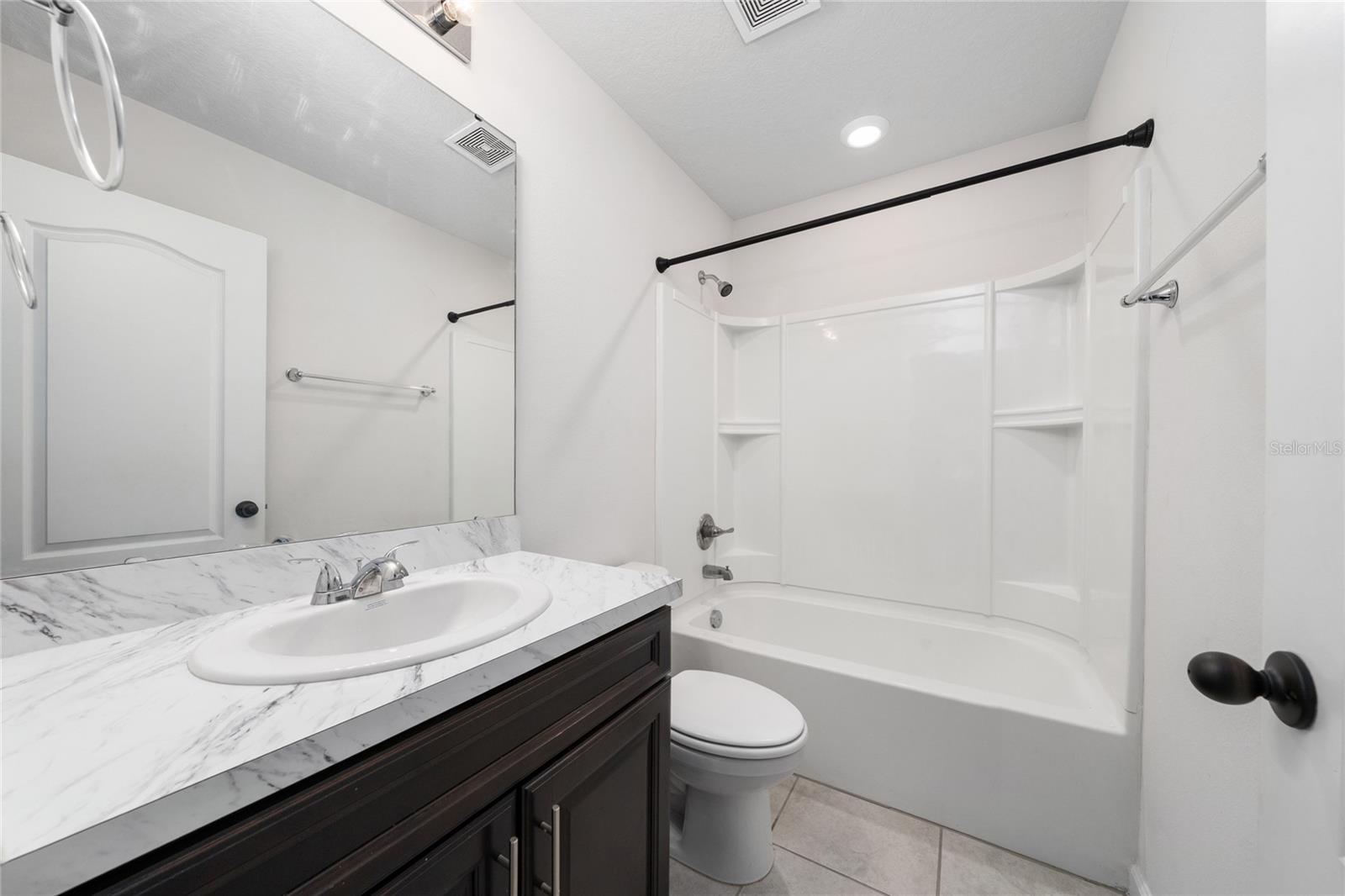 LAKE SMART POINTE - Residential
