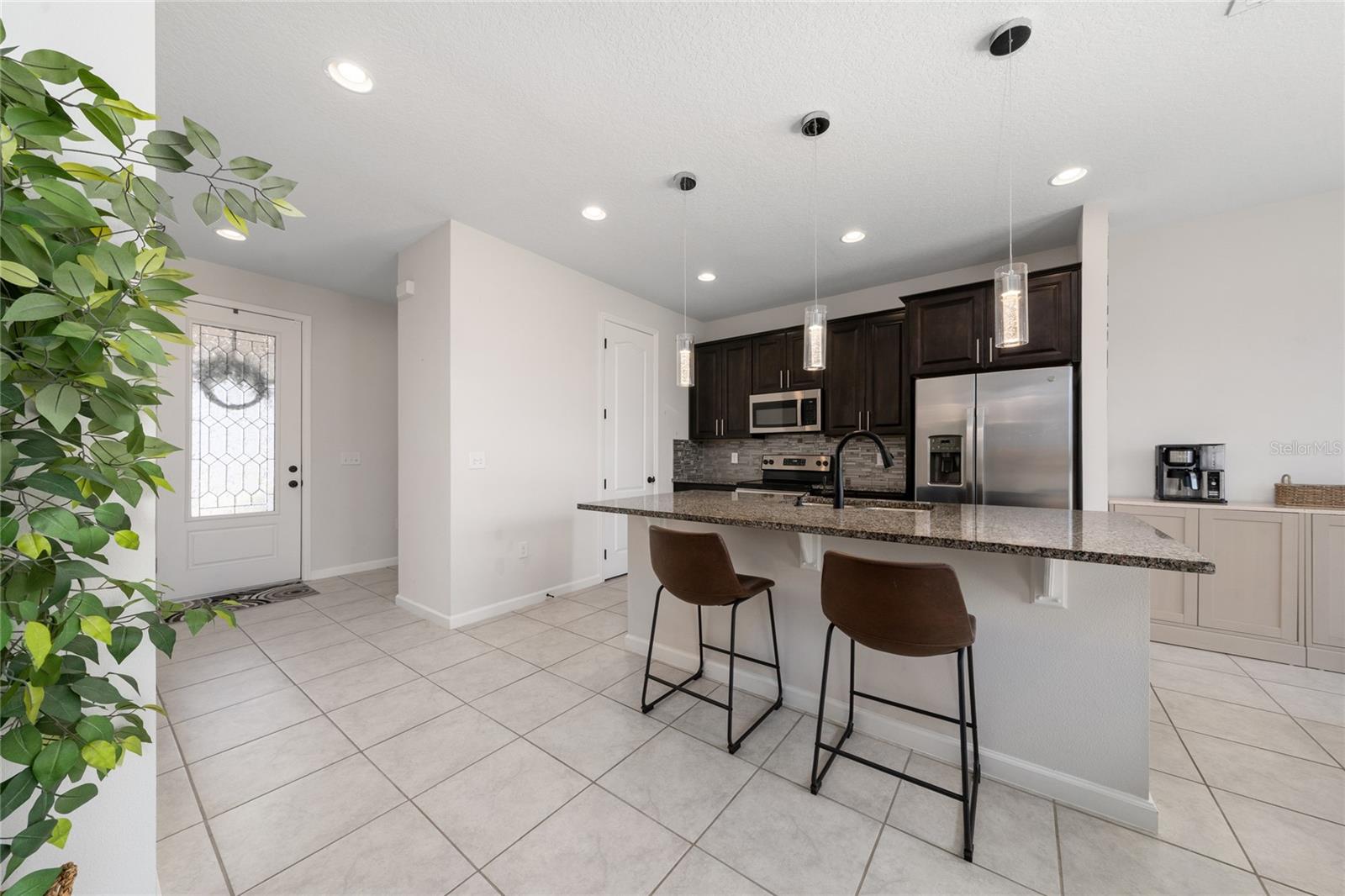 LAKE SMART POINTE - Residential