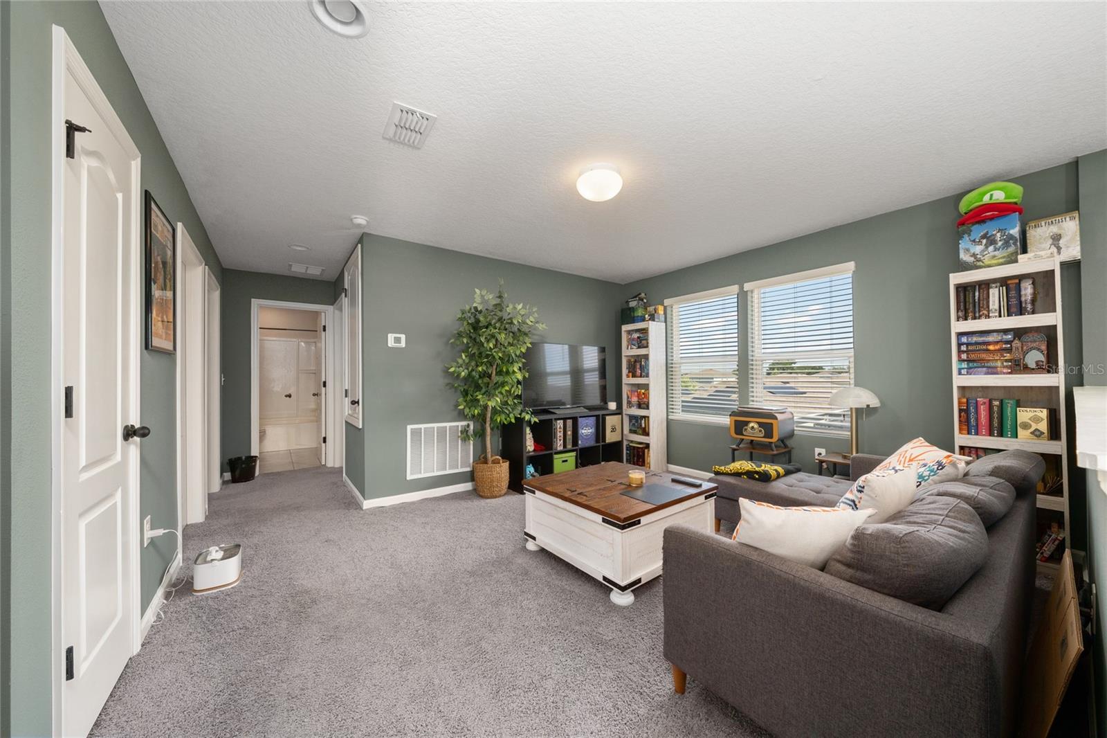 LAKE SMART POINTE - Residential