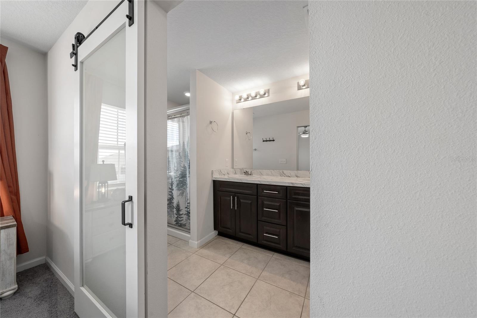 LAKE SMART POINTE - Residential