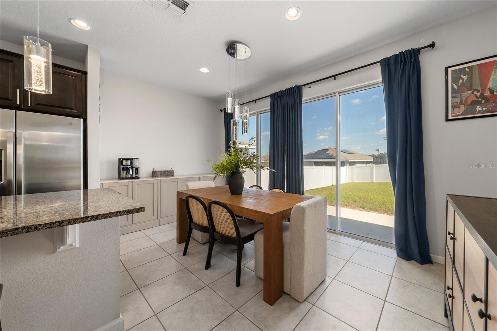 LAKE SMART POINTE - Residential
