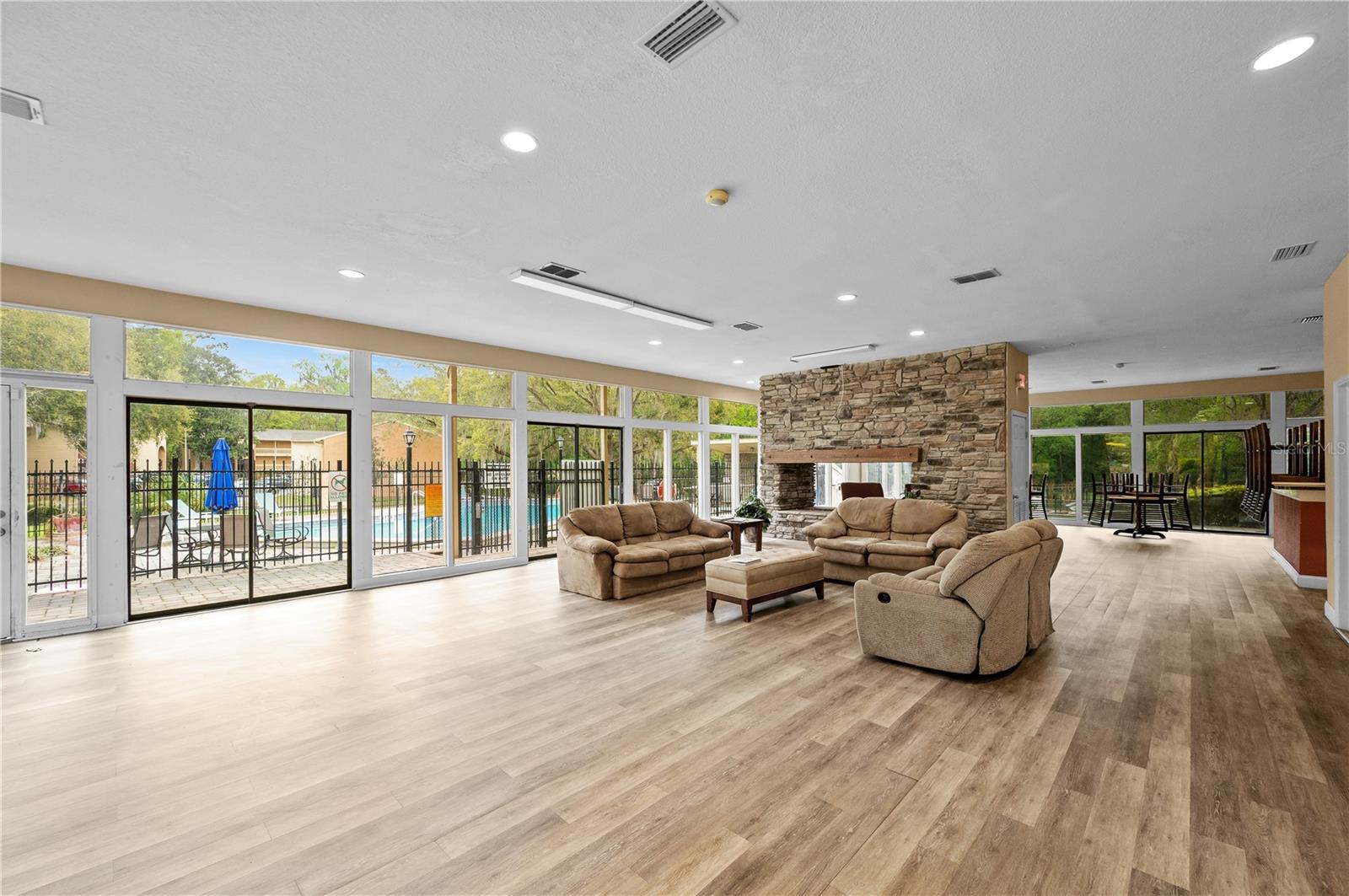 CREEKS EDGE CONDO - Residential