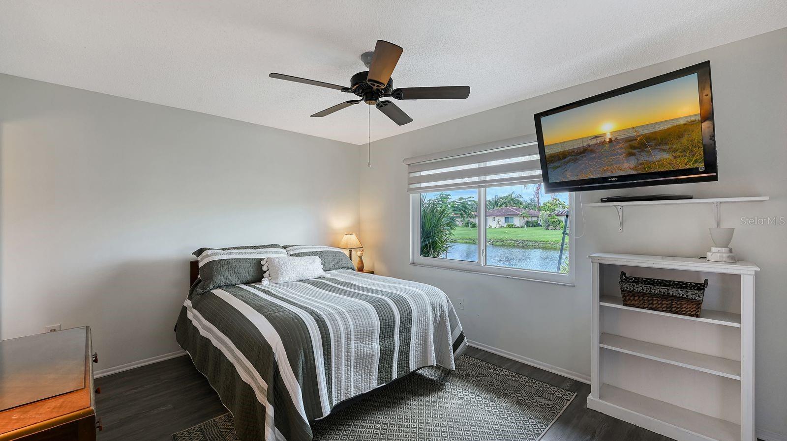 CAMBRIDGE VILLAGE - Residential