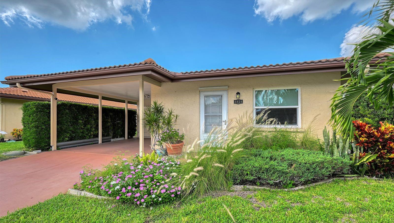 CAMBRIDGE VILLAGE - Residential