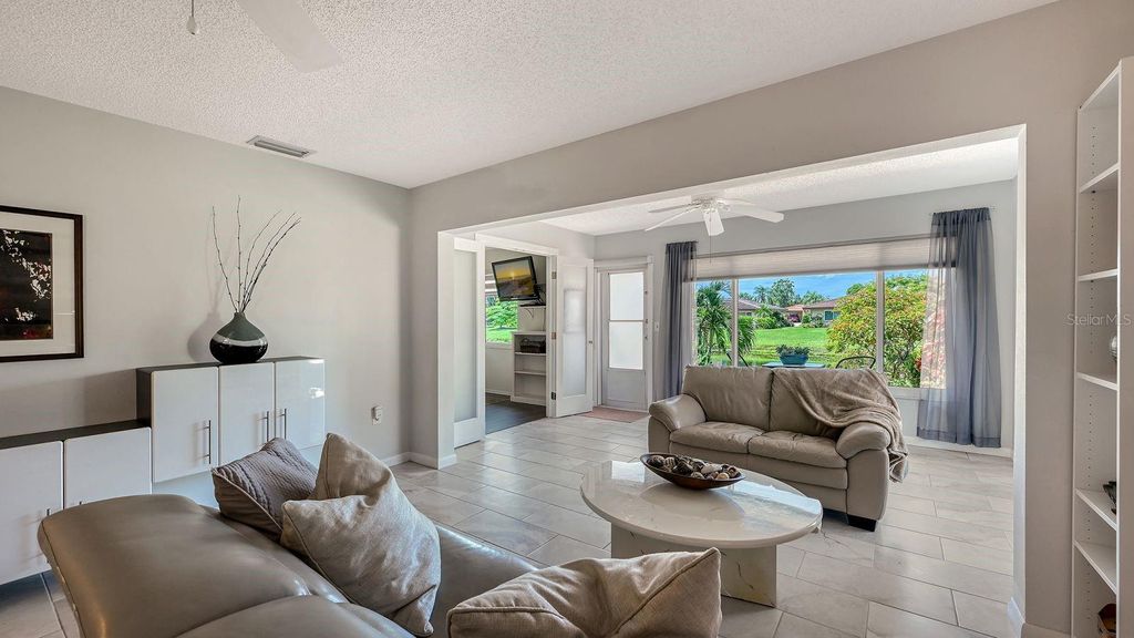 Photo of 6424 Auburn Avenue, Bradenton, FL 34207 (MLS # A4665395)