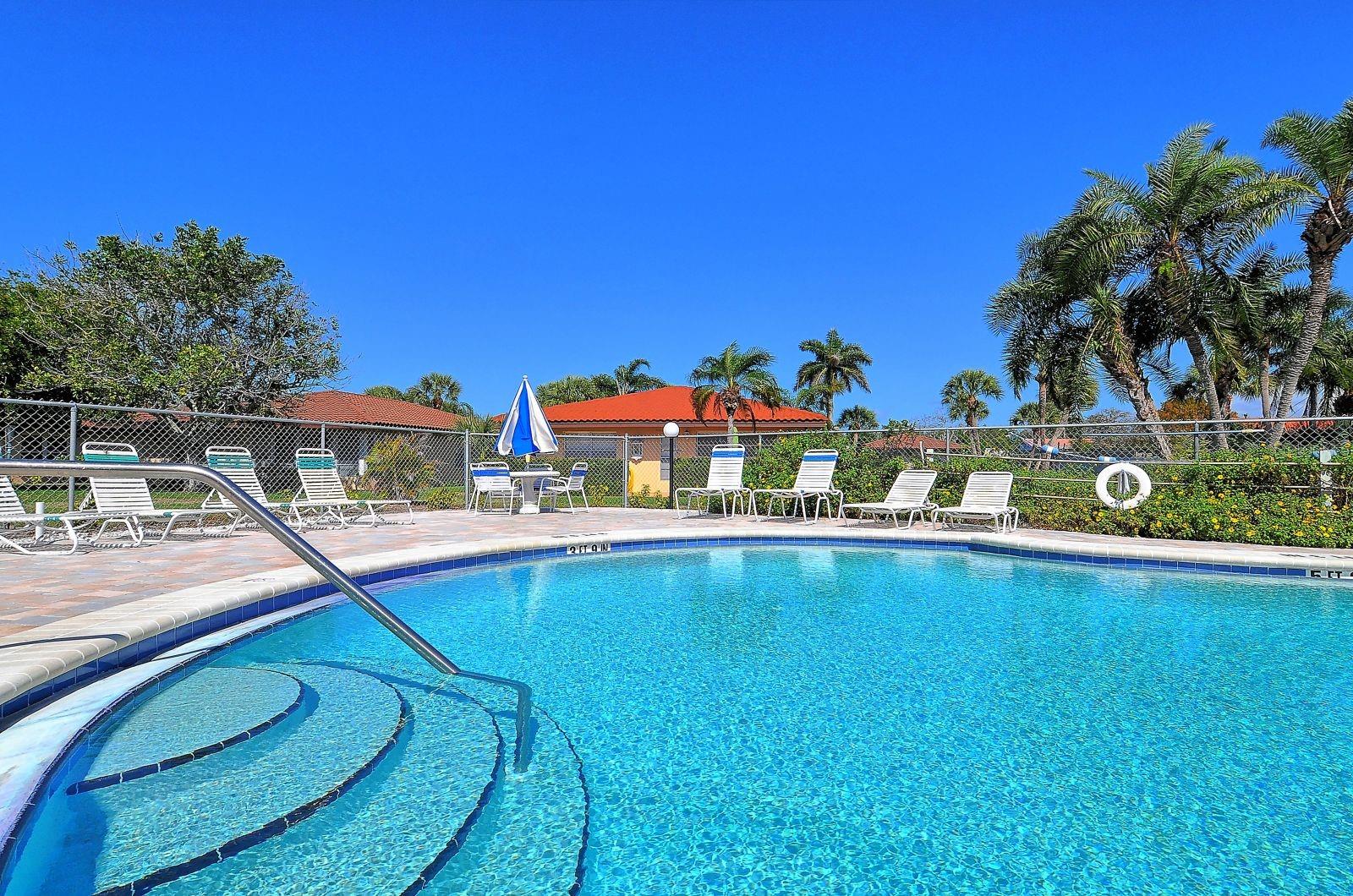 CAMBRIDGE VILLAGE - Residential