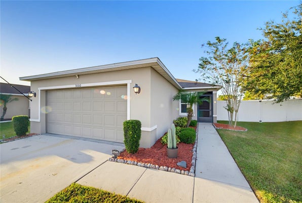3000 LAKES CREST AVE, SAINT CLOUD, FL 34772 - Image e740e923e9924f44c46bd5d701eae7a9/3927854627