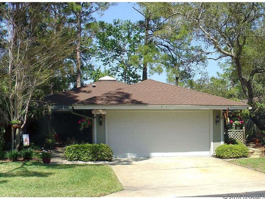 2BR/2BA  2 car garage