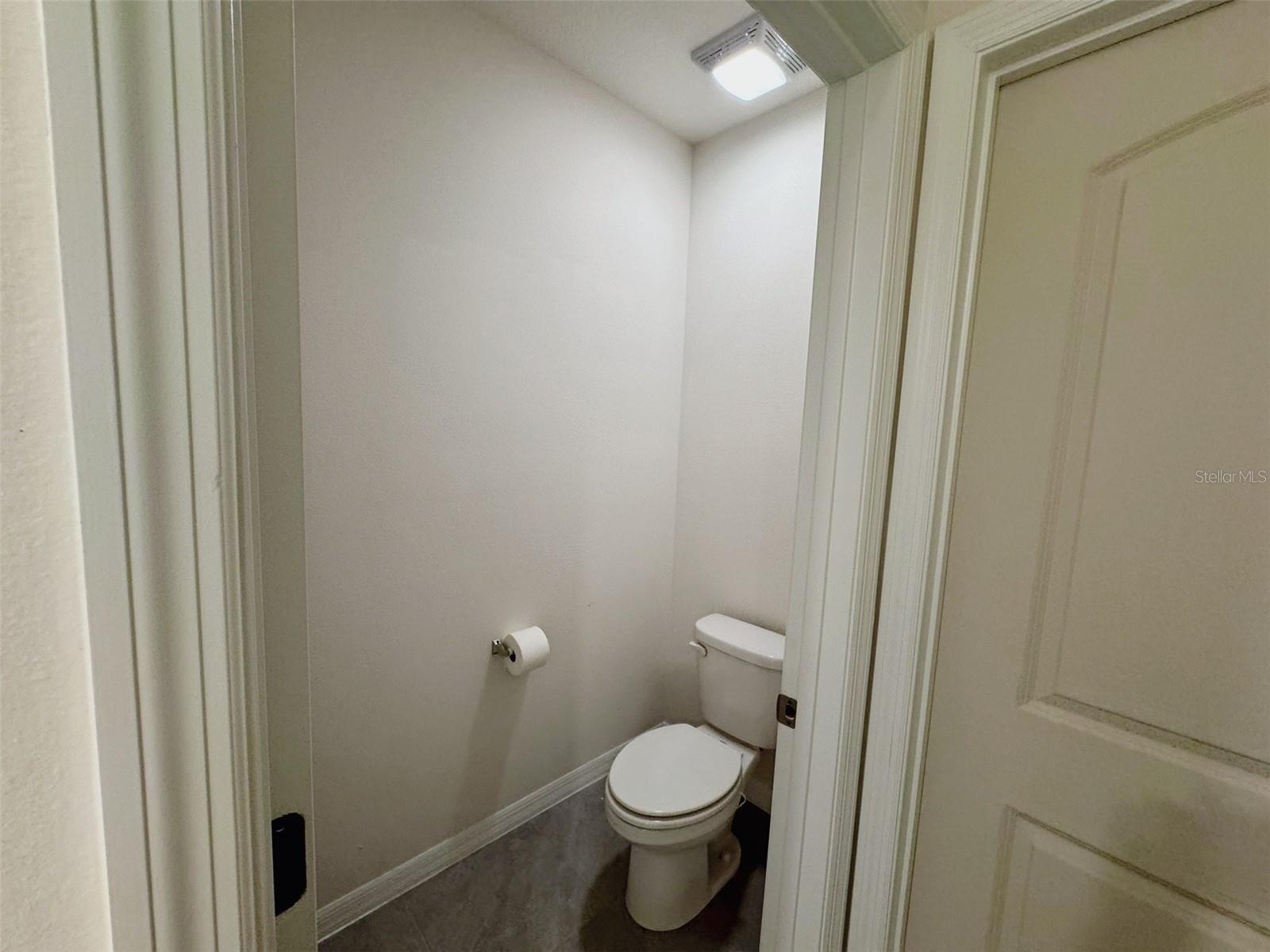 SUMMERLY PH 2 - Residential Lease