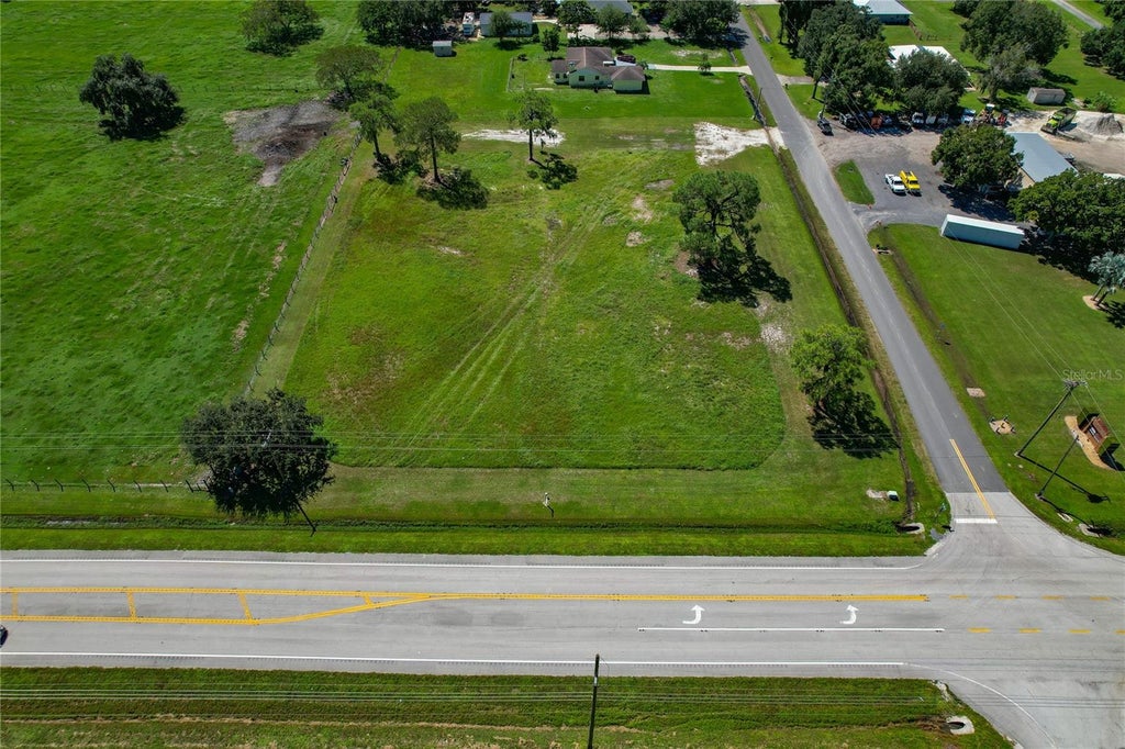 Photo of 9225 Us-98, Sebring, FL 33876 (MLS # TB8552941)