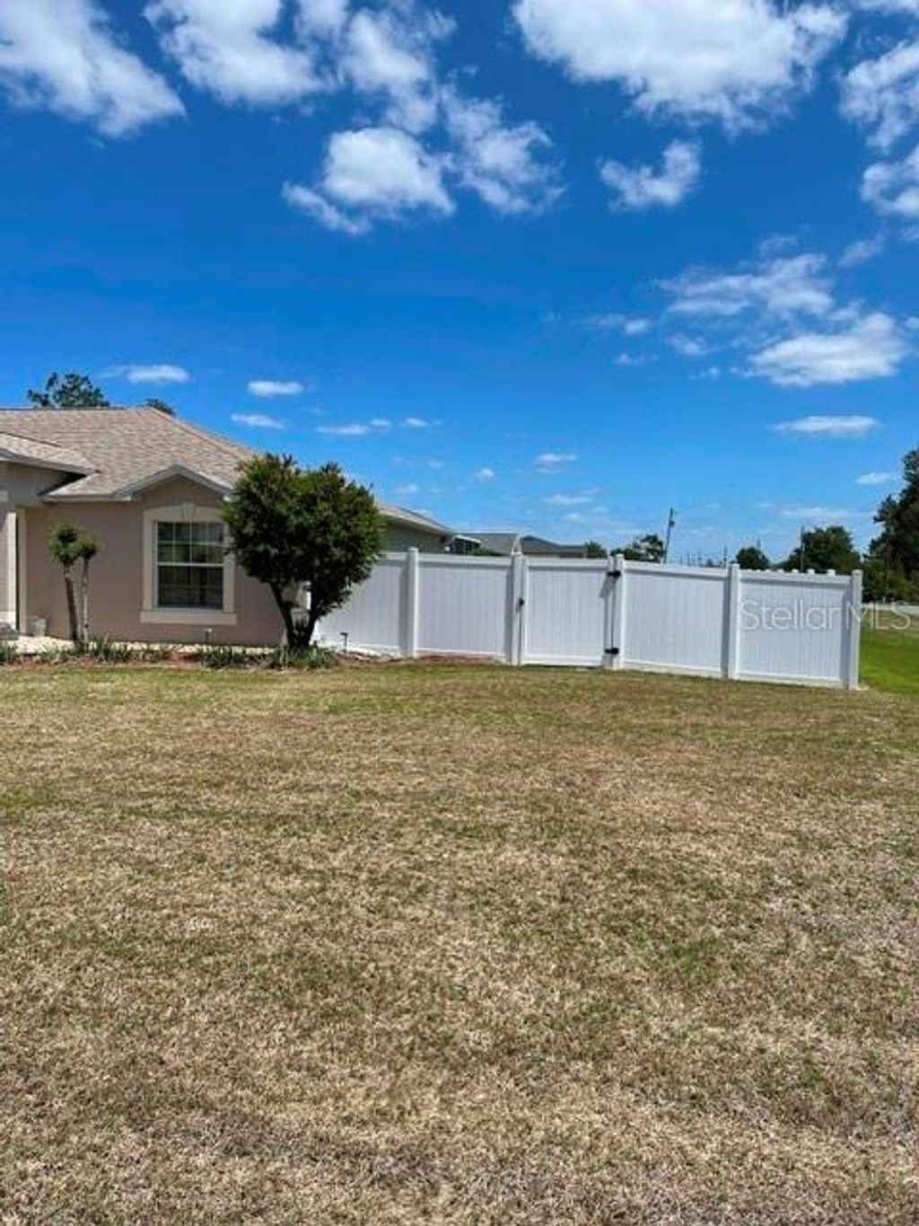 Photo of 10985 SW 48th Terrace, Ocala, FL 34476 (MLS # OM722892)