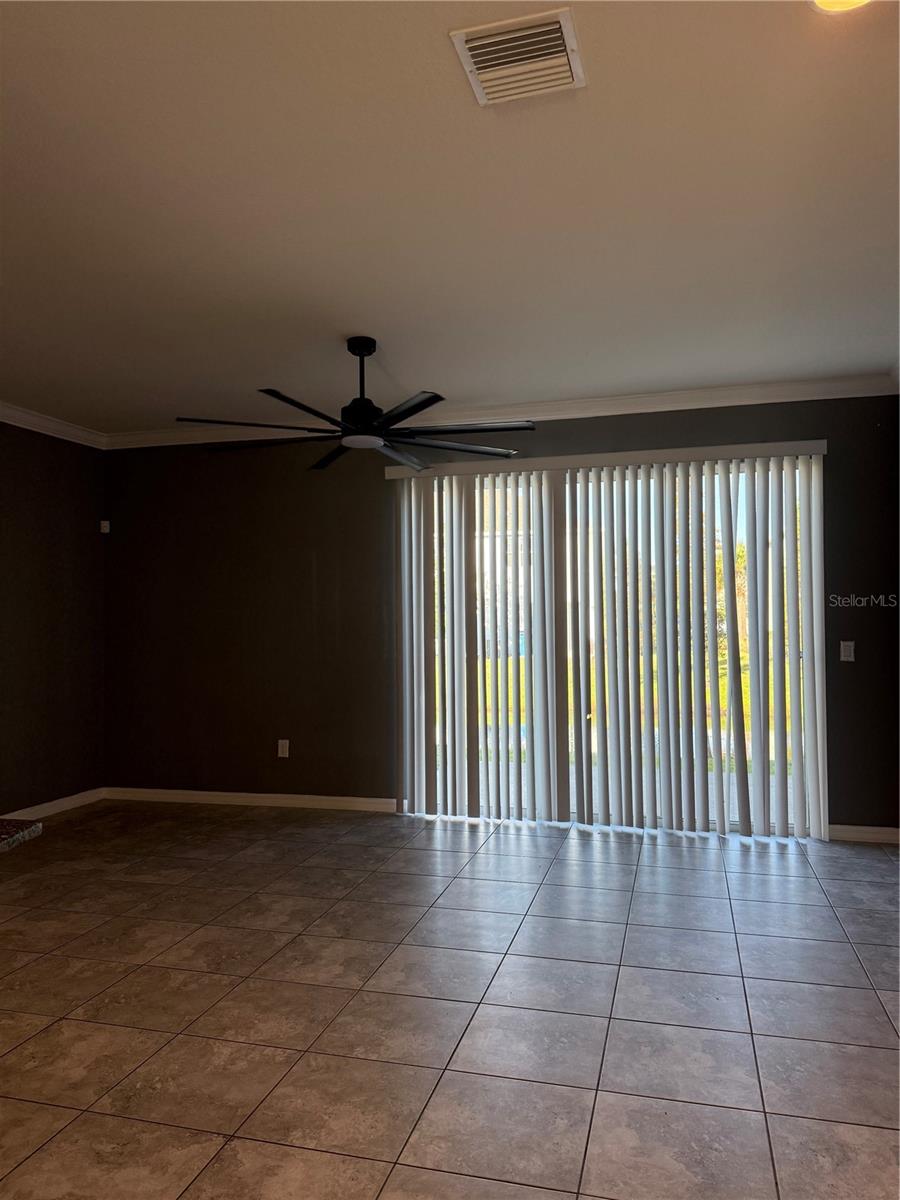 OAK CRK PRCL 8 PH II - Residential Lease