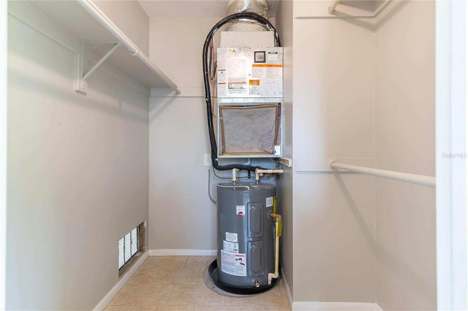 BENEVA VILLAGE SEC 2 - Residential