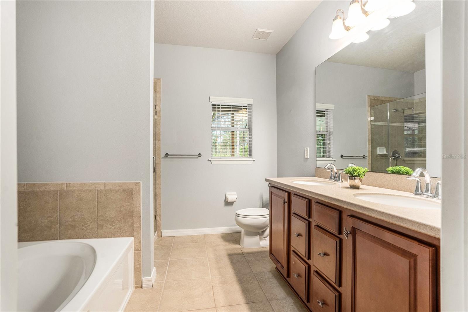 STONEBRIER PH 1 - Residential Lease