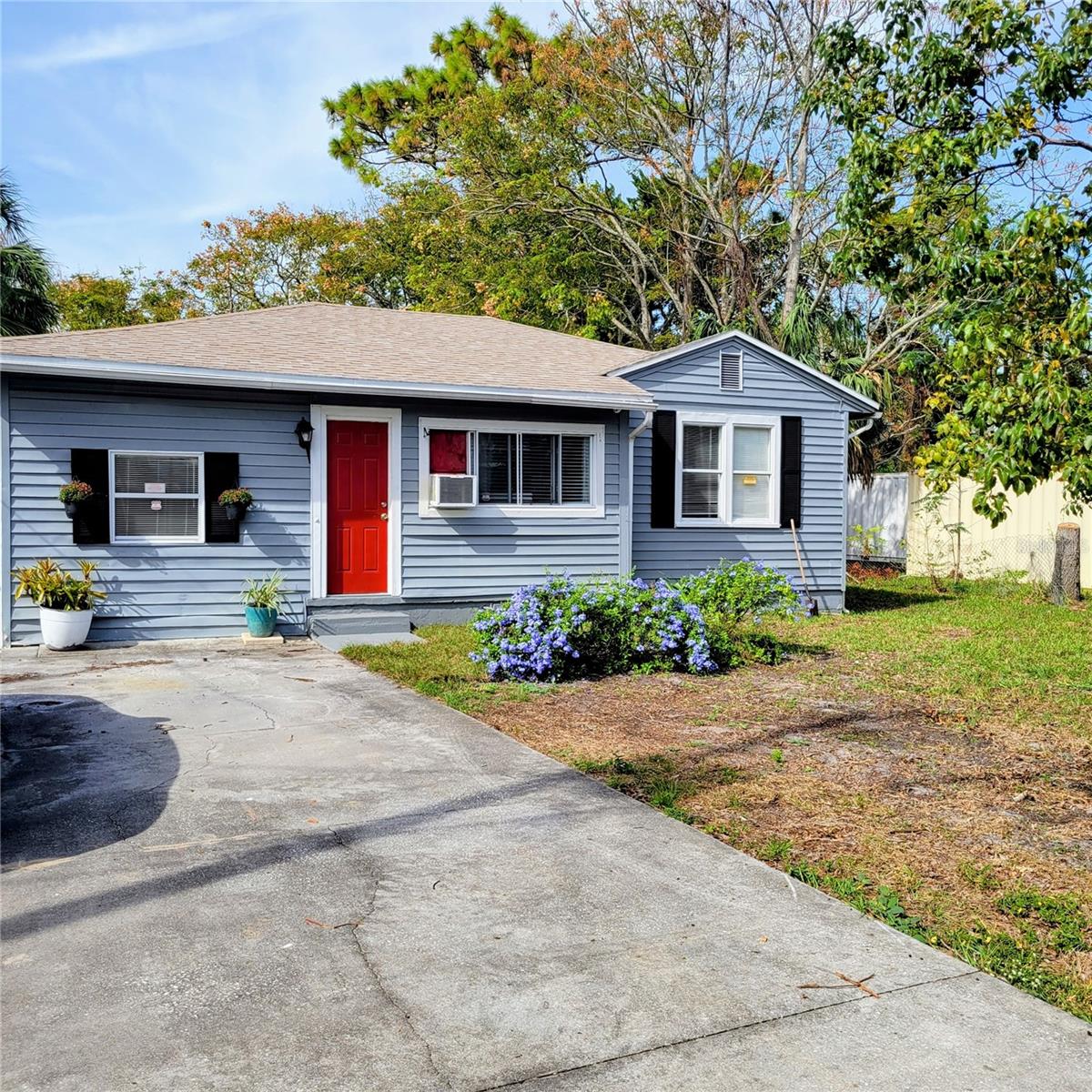 Cute and Cozy cottage feel is what this home feels like. Just waiting for you to add your personal touch. Original hardwood floors in main living area. Sliders open to a large fenced in backyard. Patio area for grilling or just relaxing. This home is close to shopping, hospitals and the beach! This home would be a greater starter or investment property for a rental. Priced for a quick sale!