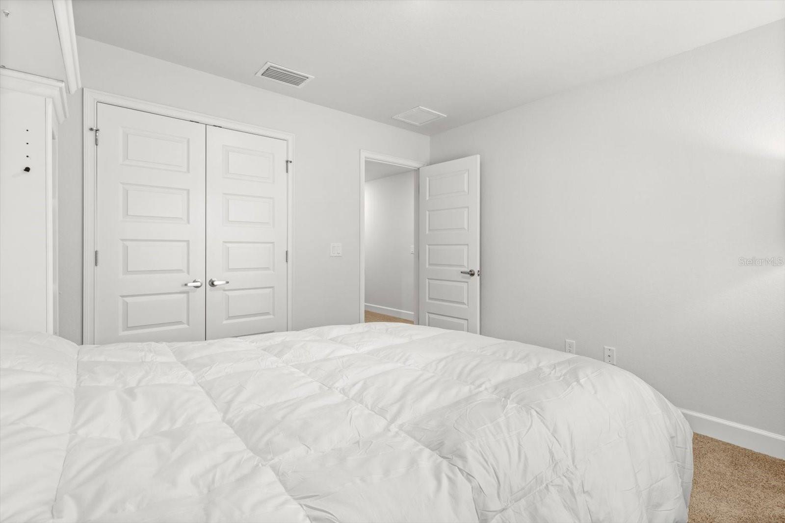 ROYAL HIGHLANDS - Residential