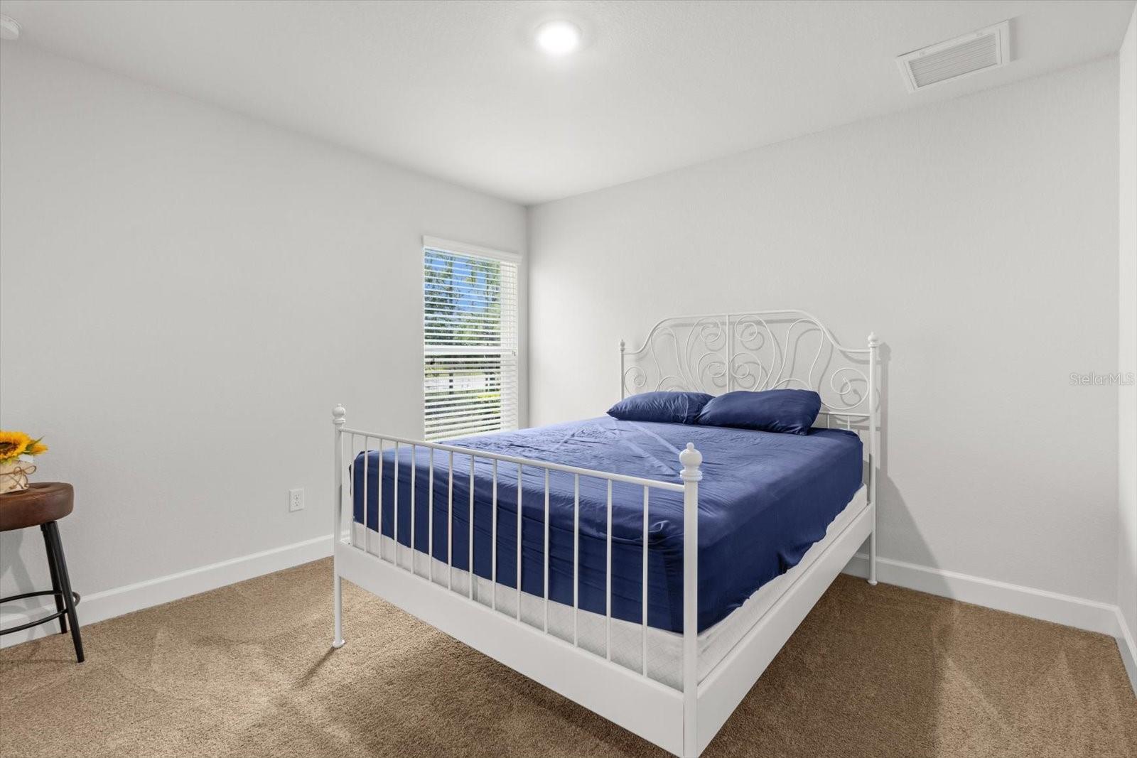 ROYAL HIGHLANDS - Residential