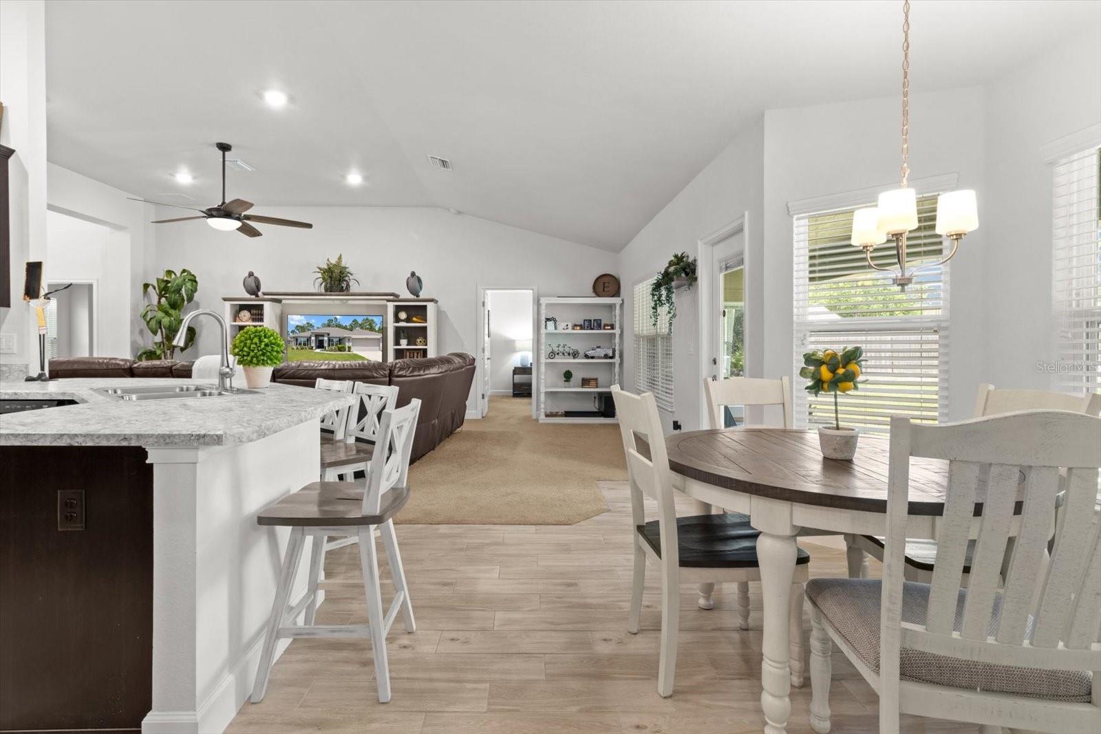 ROYAL HIGHLANDS - Residential