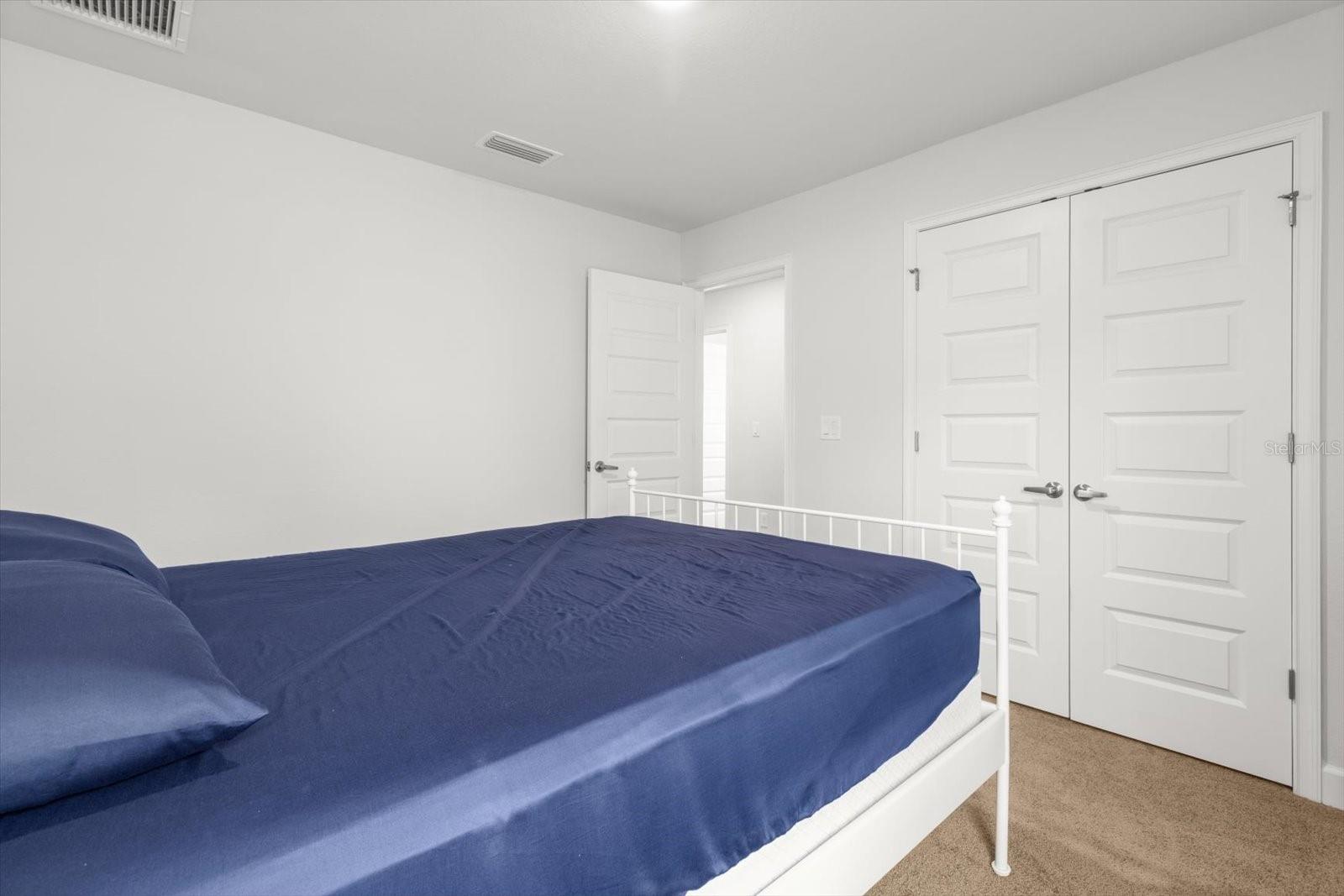 ROYAL HIGHLANDS - Residential