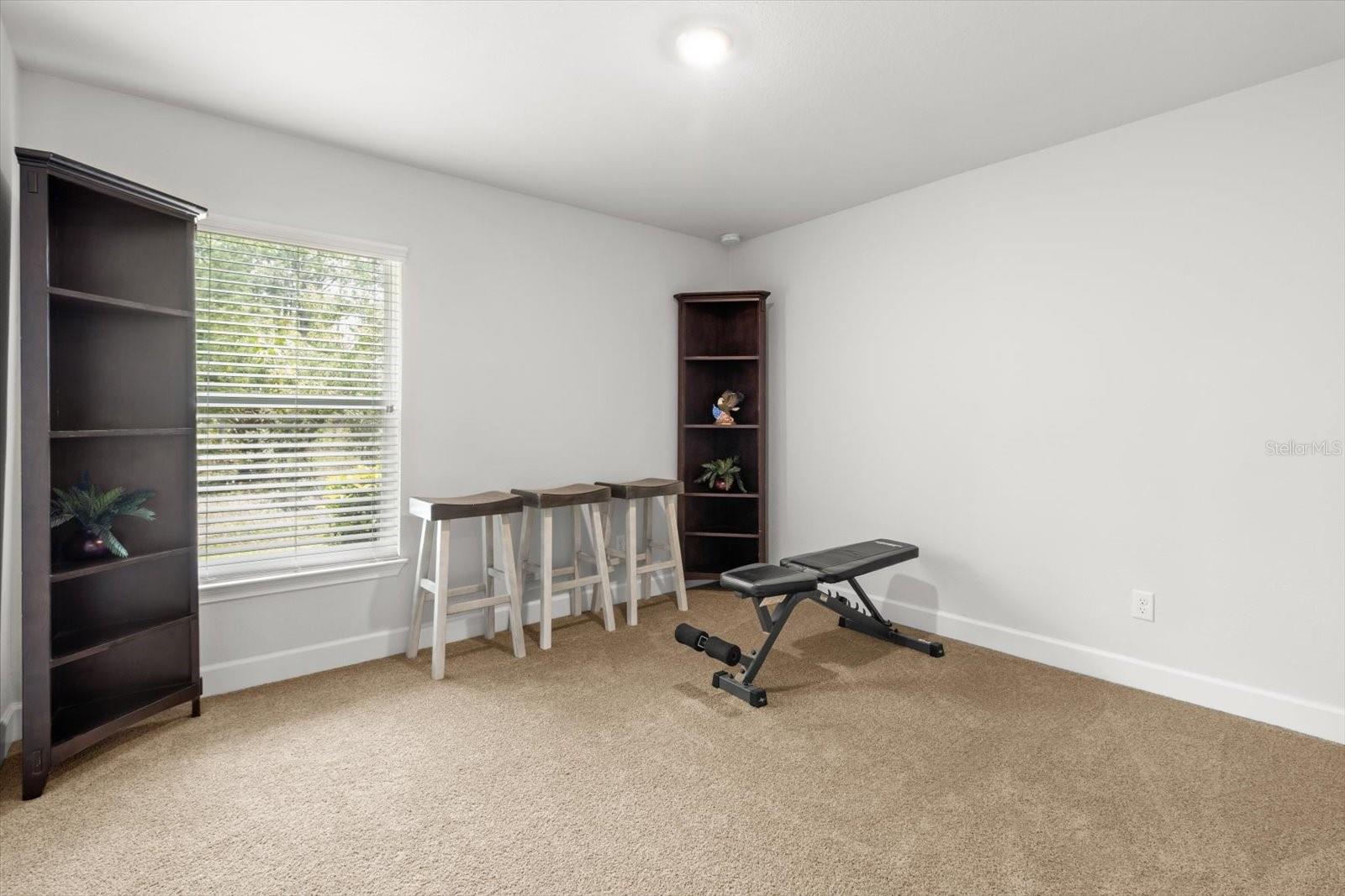 ROYAL HIGHLANDS - Residential