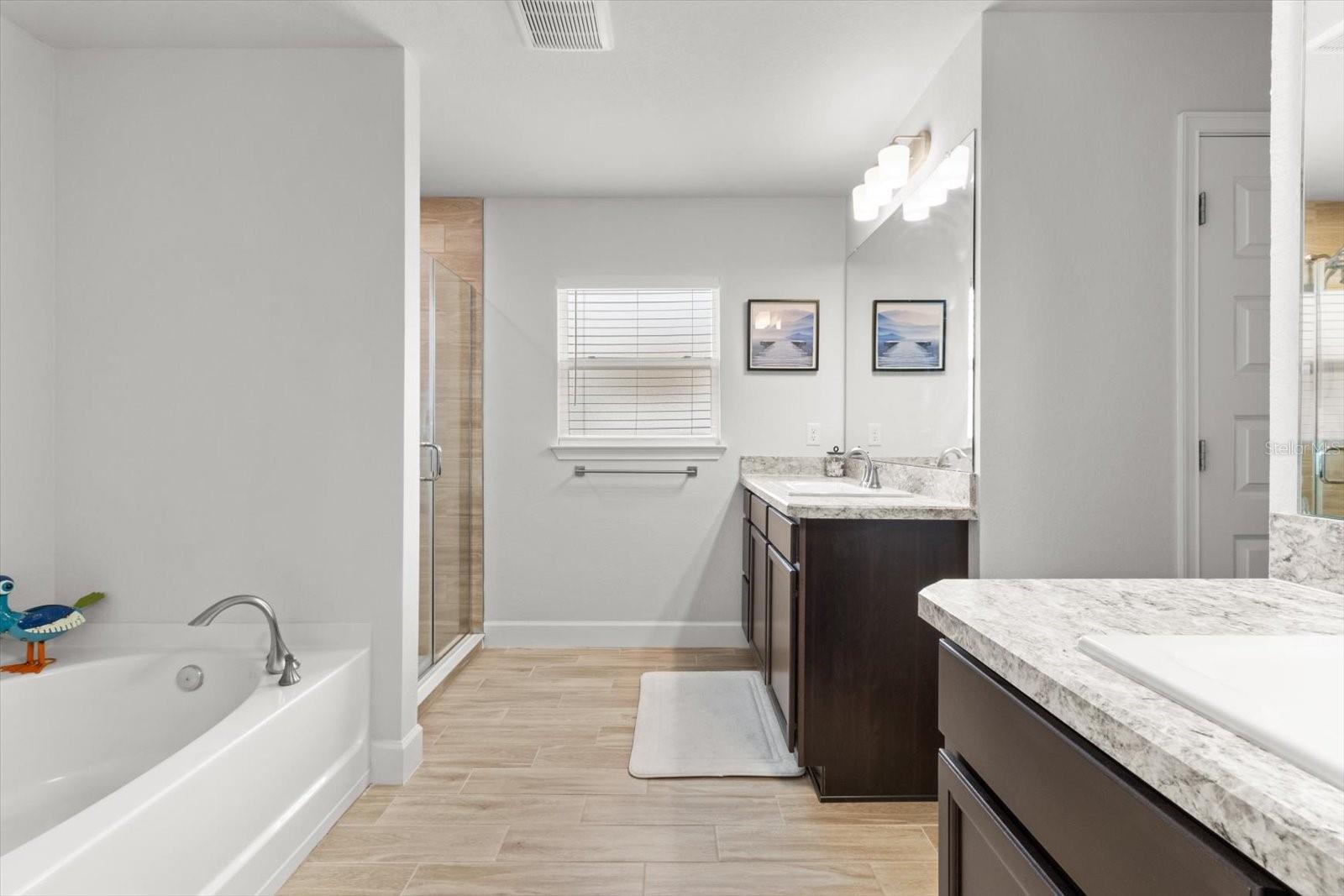 ROYAL HIGHLANDS - Residential