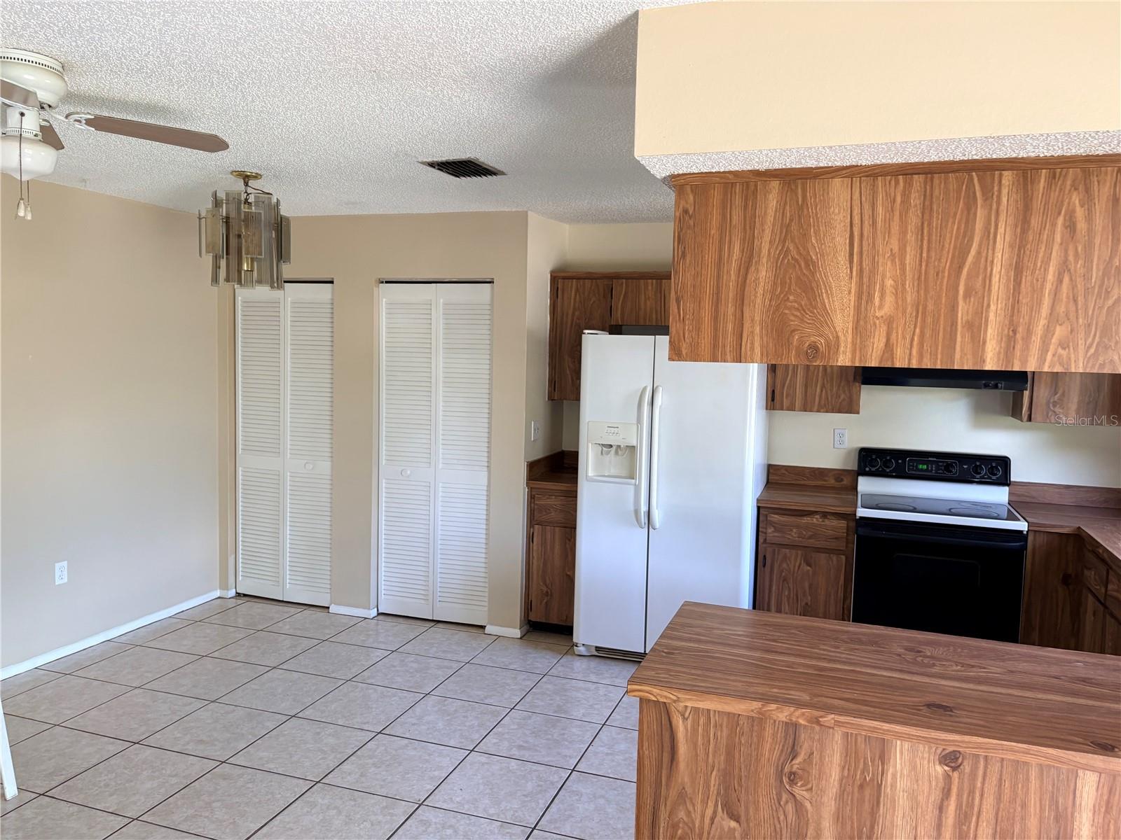 8907 WAYWARD CIRCLE