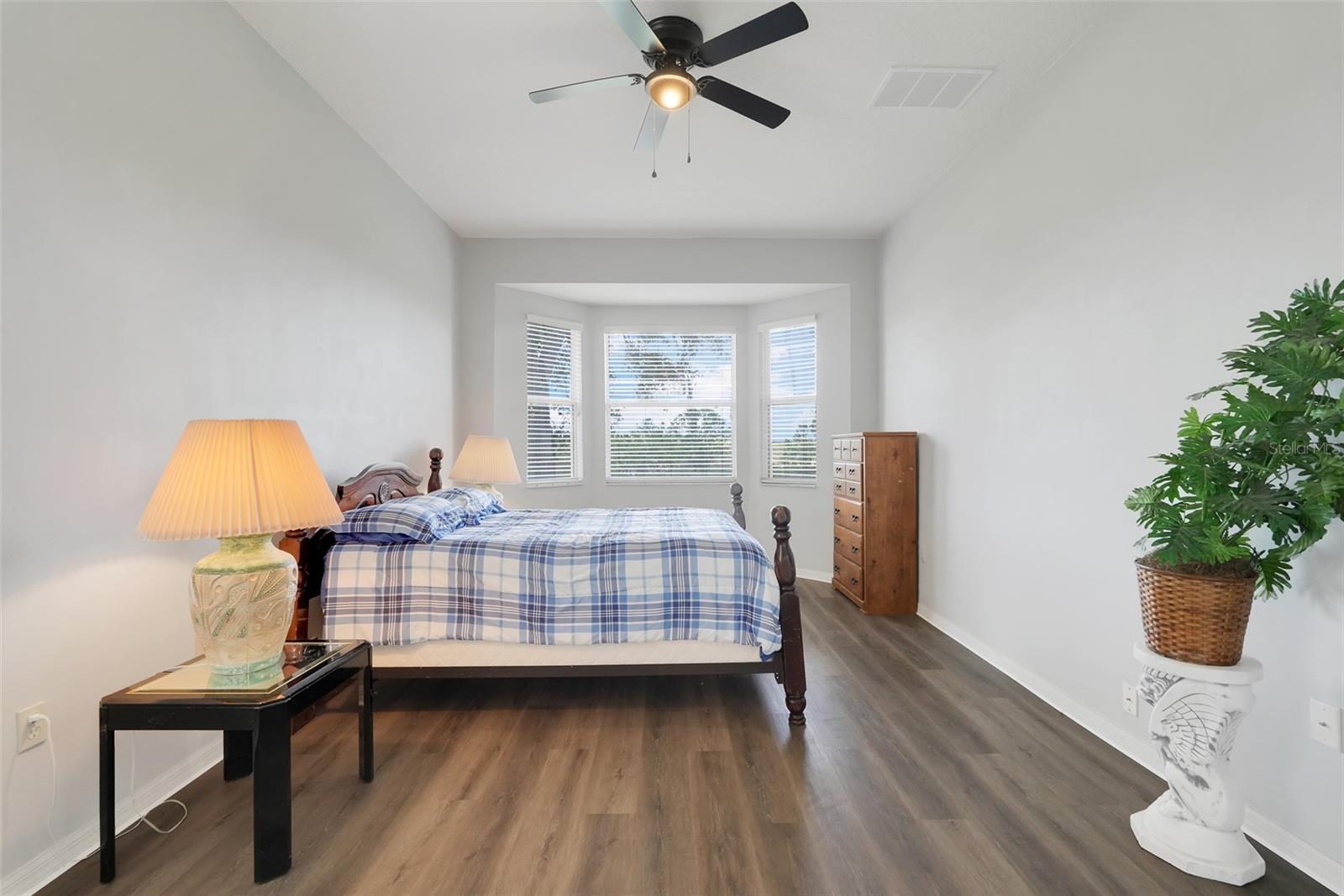 CLERMONT SUMMIT GREENS PH 02C LT 01 BEING - Residential